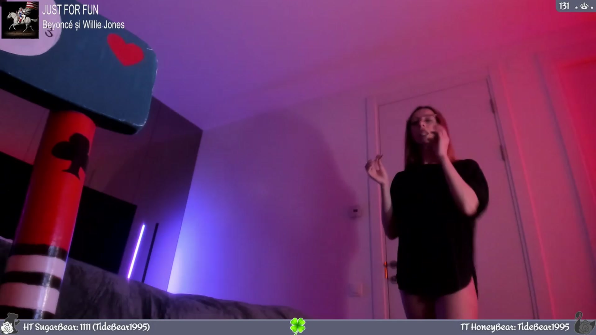 Gallery image thumbnail from JoBearr's myfreecams stream on, 03/30/2024, 01:51 image 6 of 20