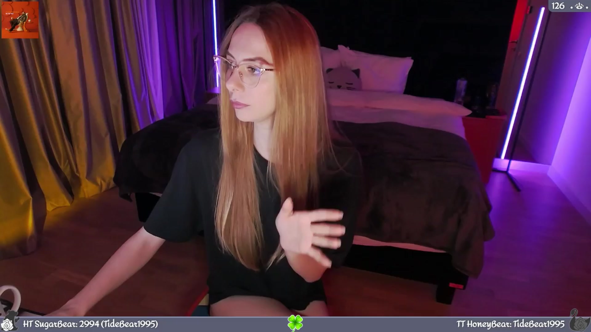 Gallery image thumbnail from JoBearr's myfreecams stream on, 03/30/2024, 01:51 image 12 of 20