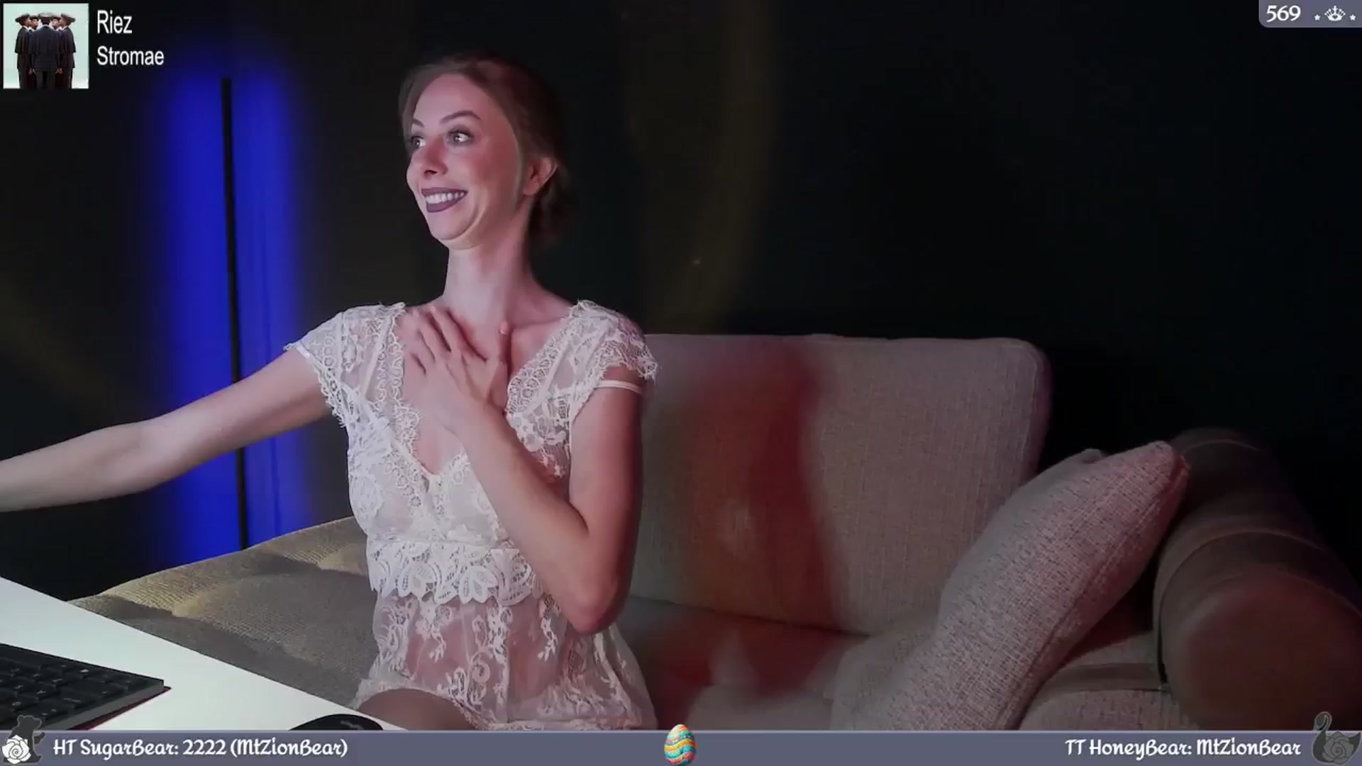 Gallery image thumbnail from JoBearr's myfreecams stream on, 04/28/2024, 23:10 image 14 of 20