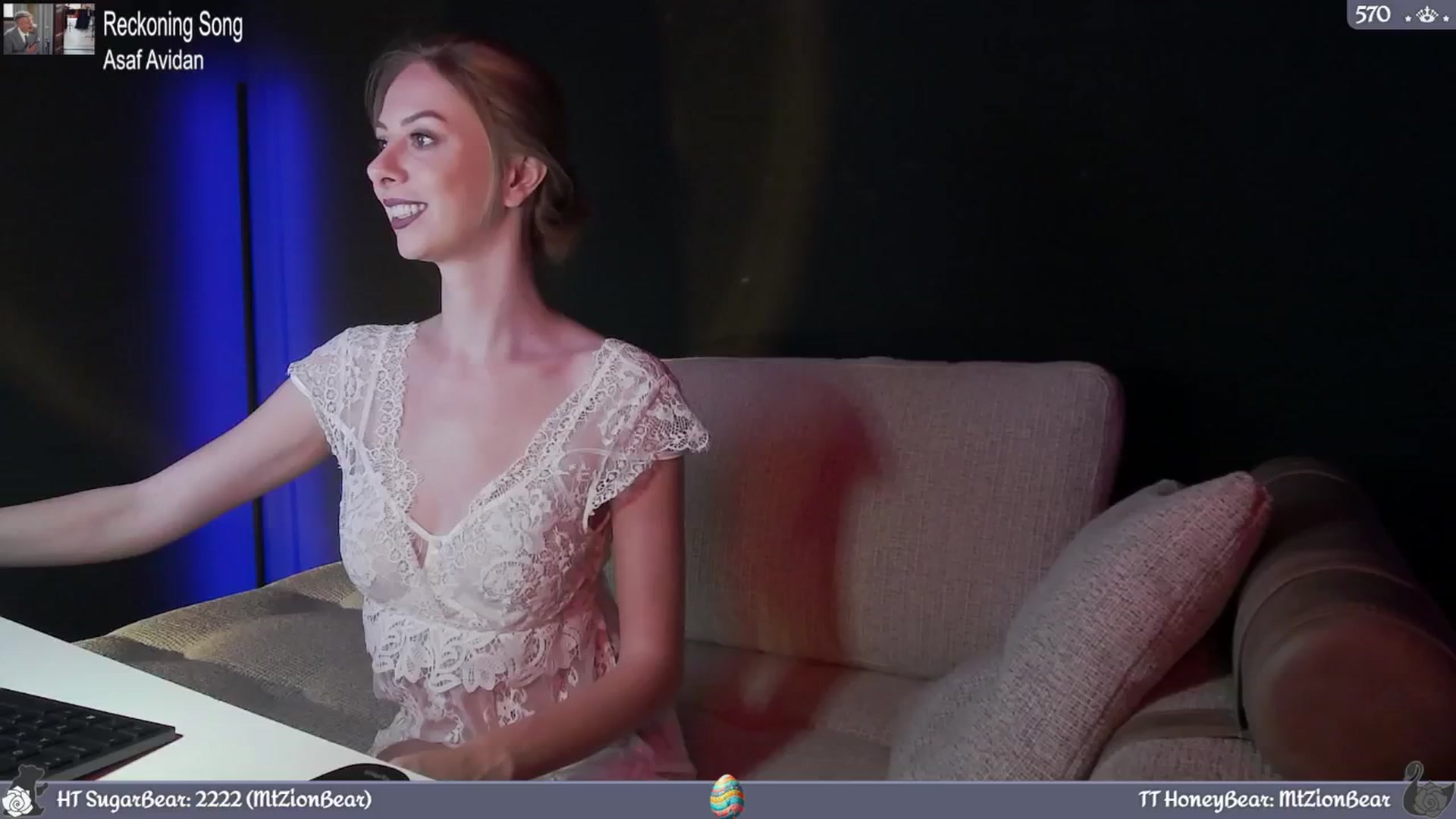 Gallery image thumbnail from JoBearr's myfreecams stream on, 04/28/2024, 23:10 image 16 of 20