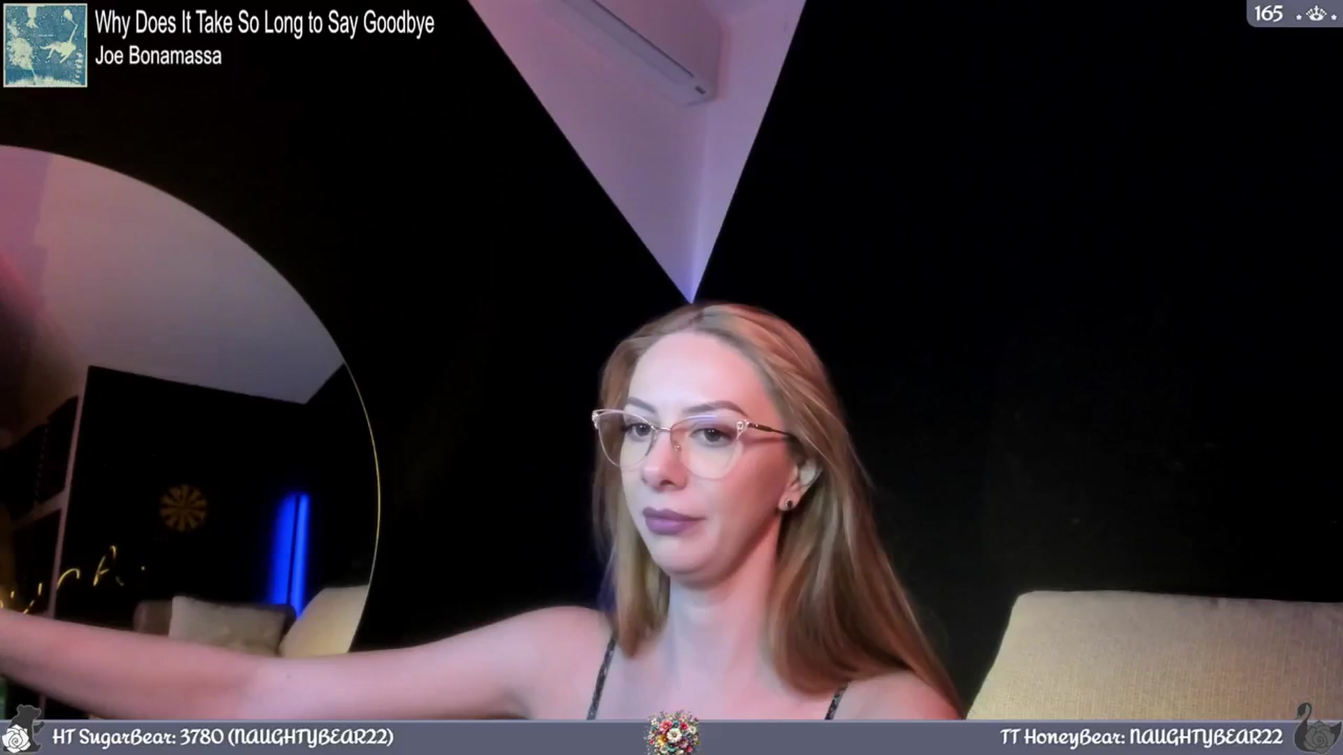 Gallery image thumbnail from JoBearr's myfreecams stream on, 05/02/2024, 24:20 image 9 of 20