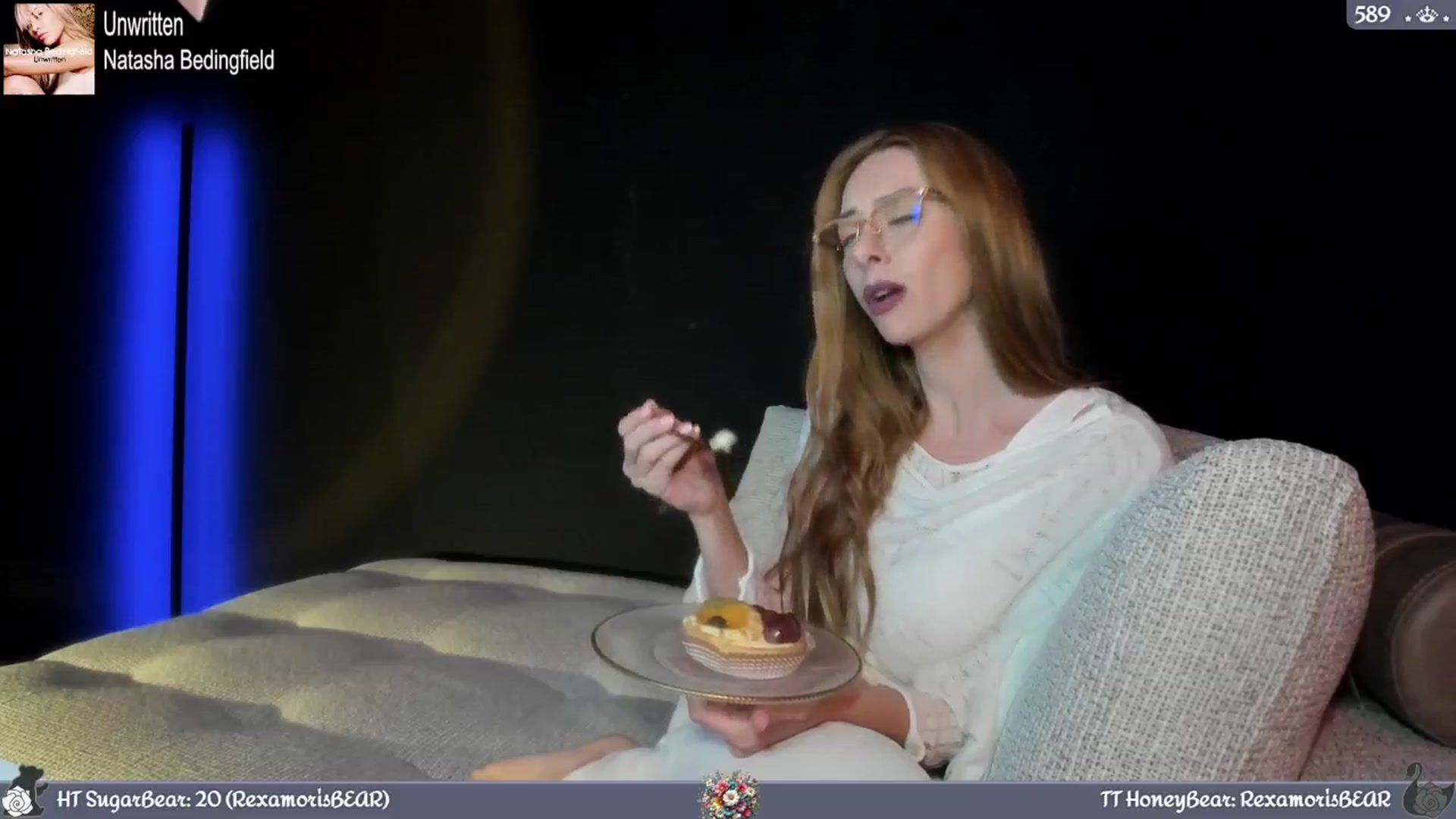Gallery image thumbnail from JoBearr's myfreecams stream on, 05/19/2024, 23:54 image 3 of 20