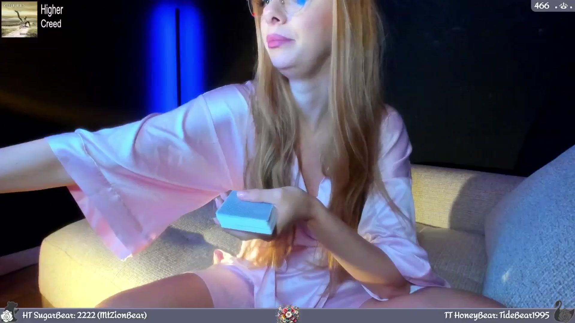 Gallery image thumbnail from JoBearr's myfreecams stream on, 05/25/2024, 24:31 image 11 of 20