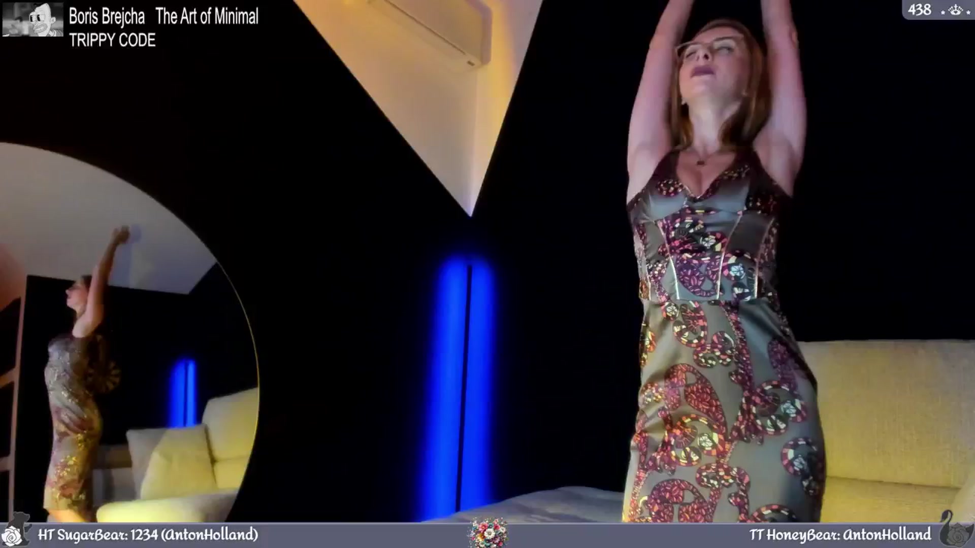 Gallery image thumbnail from JoBearr's myfreecams stream on, 05/27/2024, 01:44 image 9 of 20