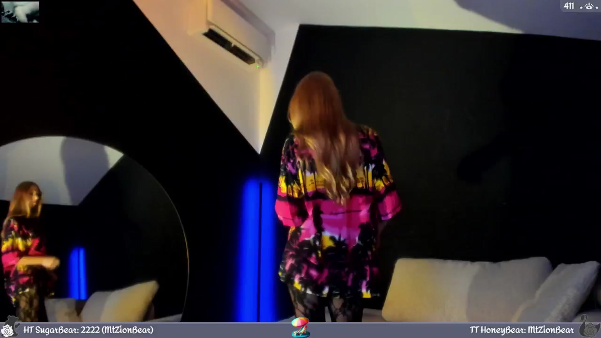 Gallery image thumbnail from JoBearr's myfreecams stream on, 06/09/2024, 24:04 image 6 of 20