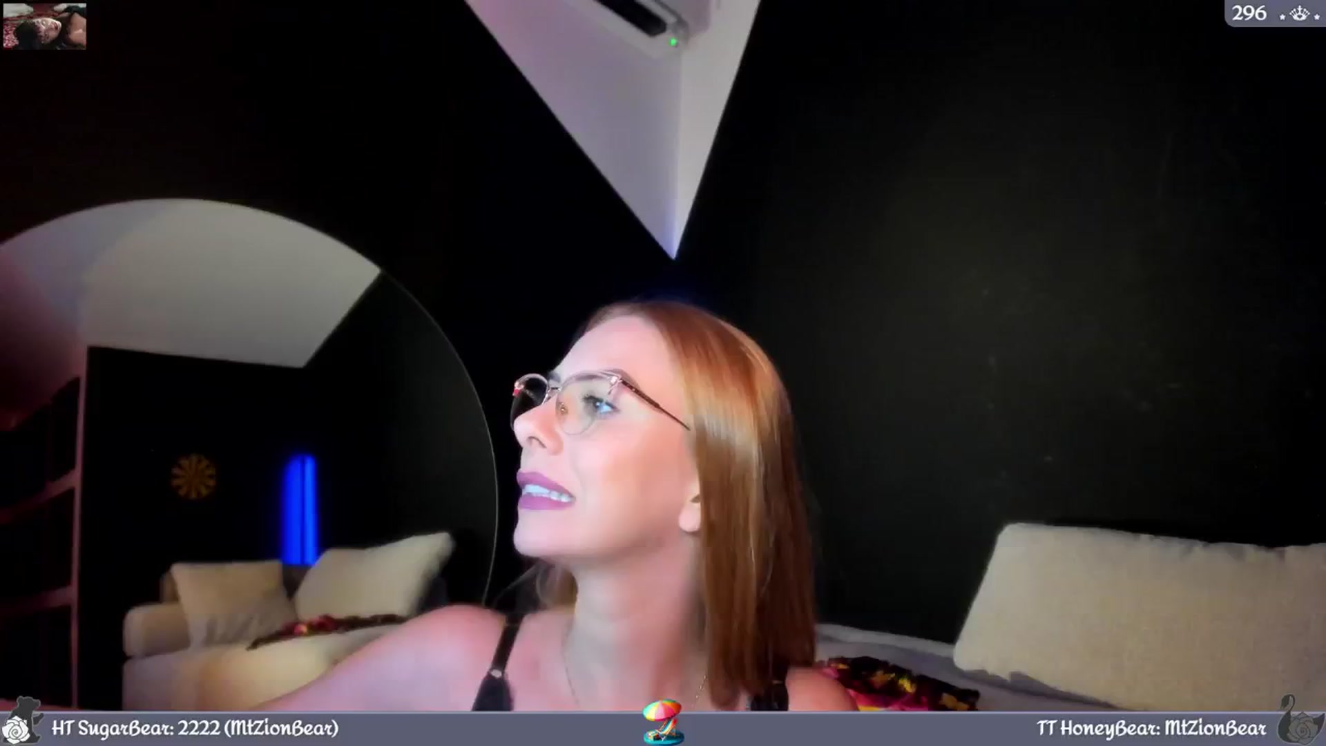 Gallery image thumbnail from JoBearr's myfreecams stream on, 06/09/2024, 02:02 image 6 of 20