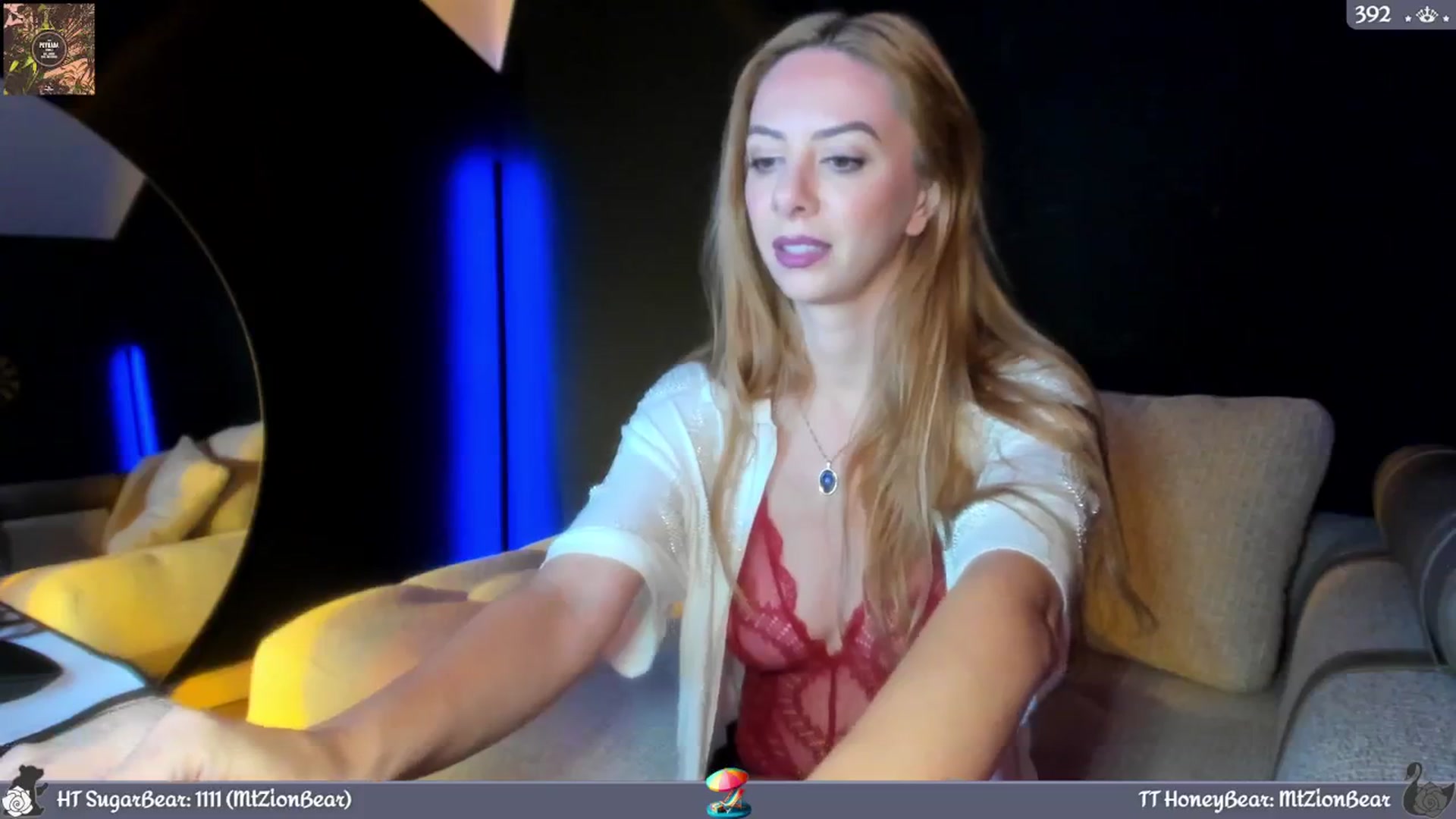 Gallery image thumbnail from JoBearr's myfreecams stream on, 06/19/2024, 02:48 image 11 of 20