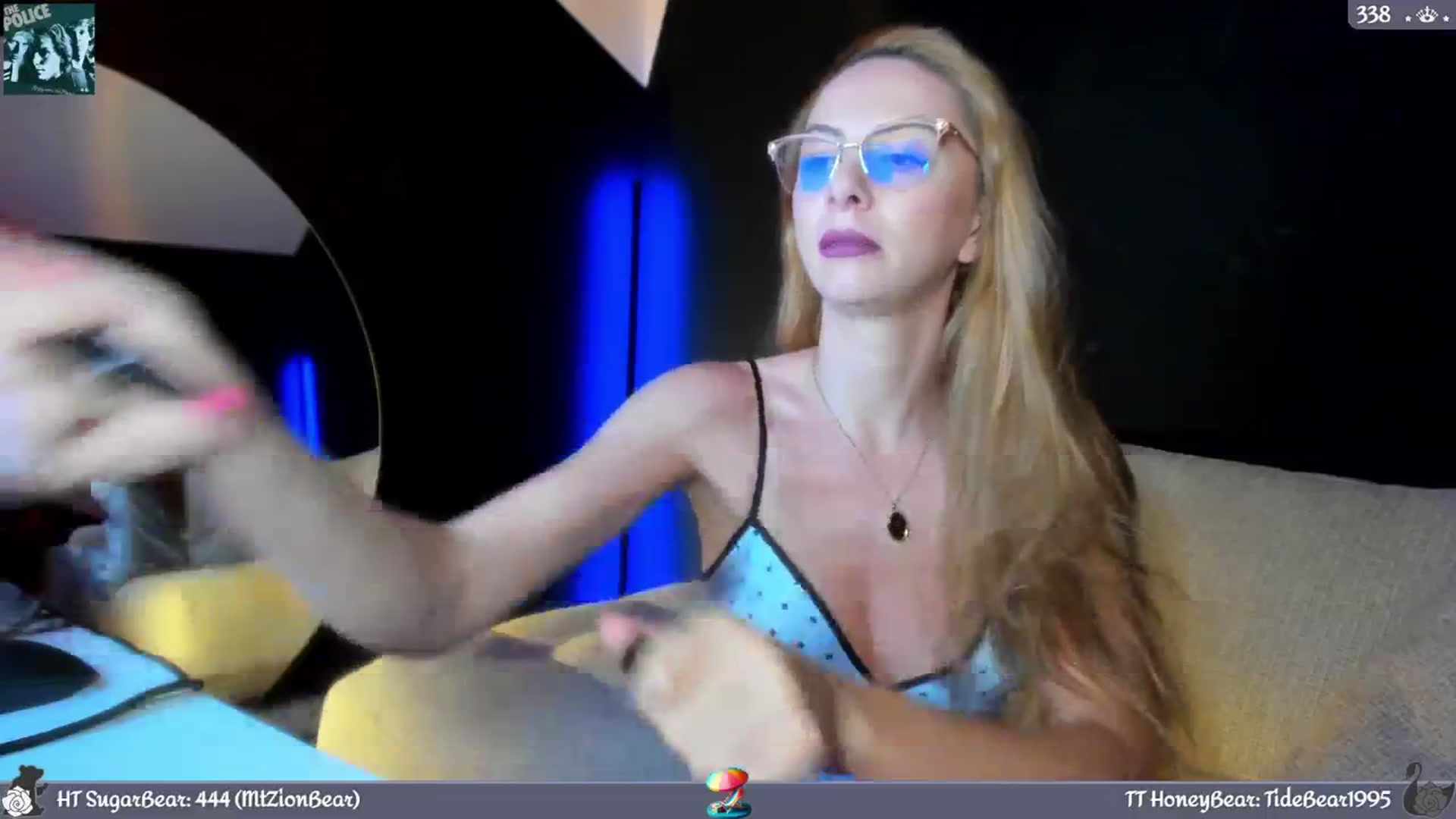 Gallery image thumbnail from JoBearr's myfreecams stream on, 06/20/2024, 24:03 image 6 of 20