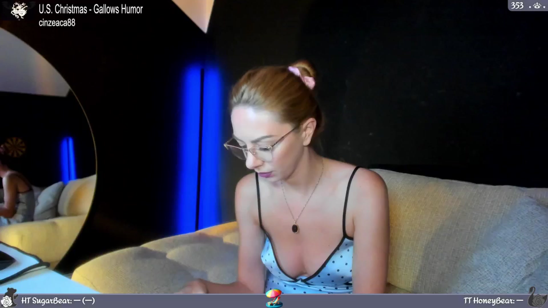 Gallery image thumbnail from JoBearr's myfreecams stream on, 06/20/2024, 24:03 image 1 of 20