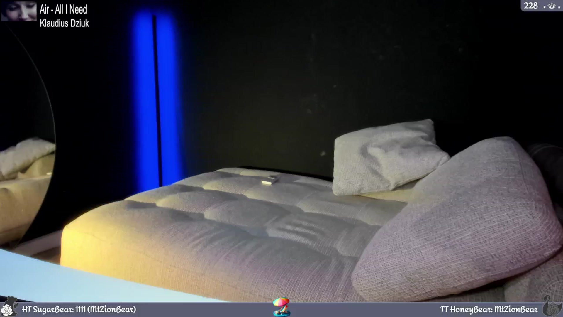 Gallery image thumbnail from JoBearr's myfreecams stream on, 06/23/2024, 02:10 image 12 of 20