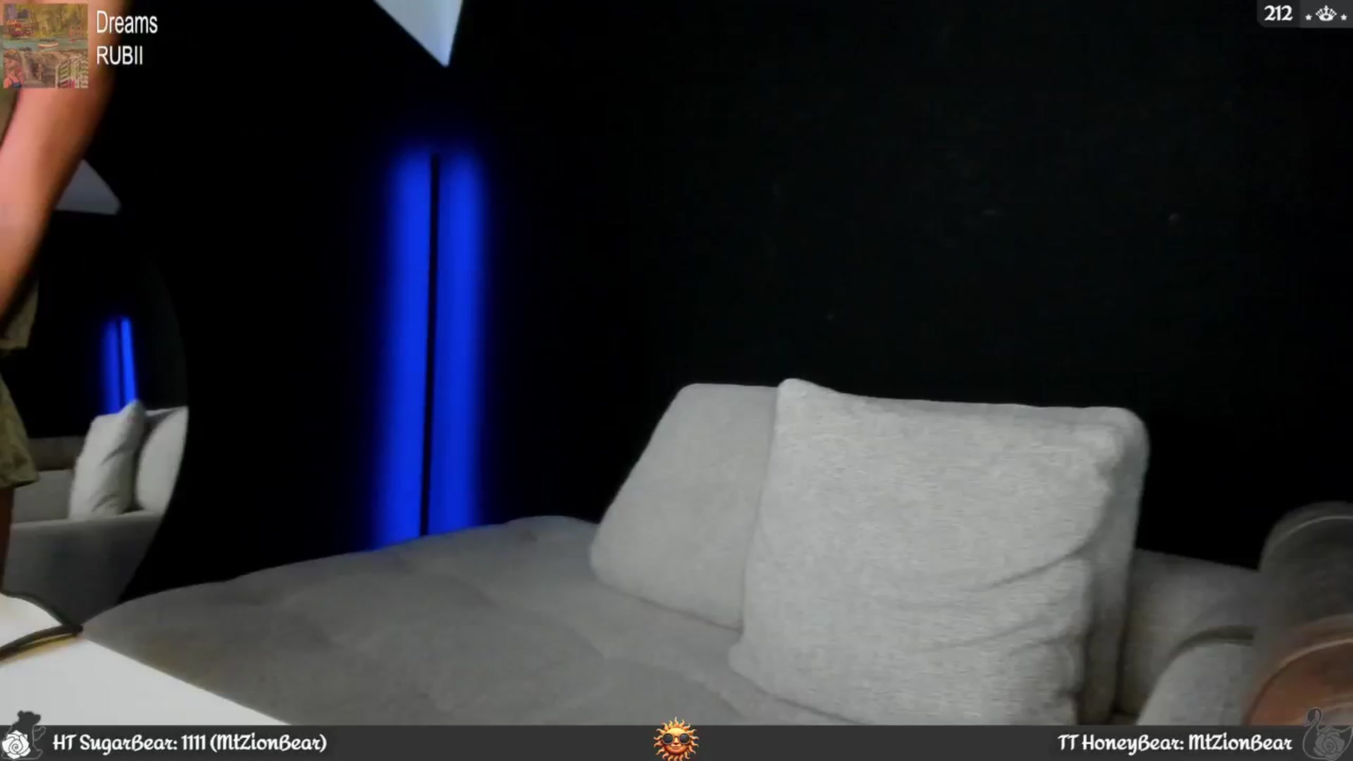Gallery image thumbnail from JoBearr's myfreecams stream on, 08/14/2024, 24:03 image 7 of 20