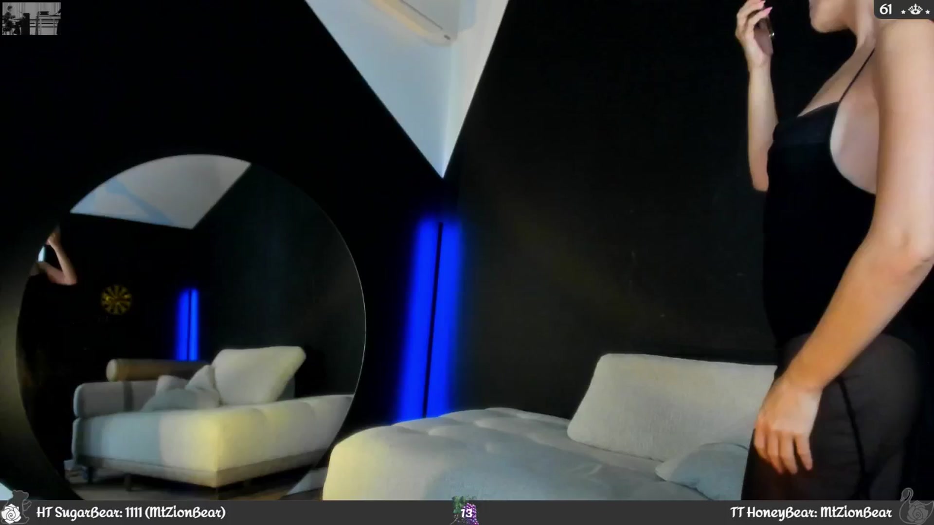 Gallery image thumbnail from JoBearr's myfreecams stream on, 09/07/2024, 24:04 image 7 of 20