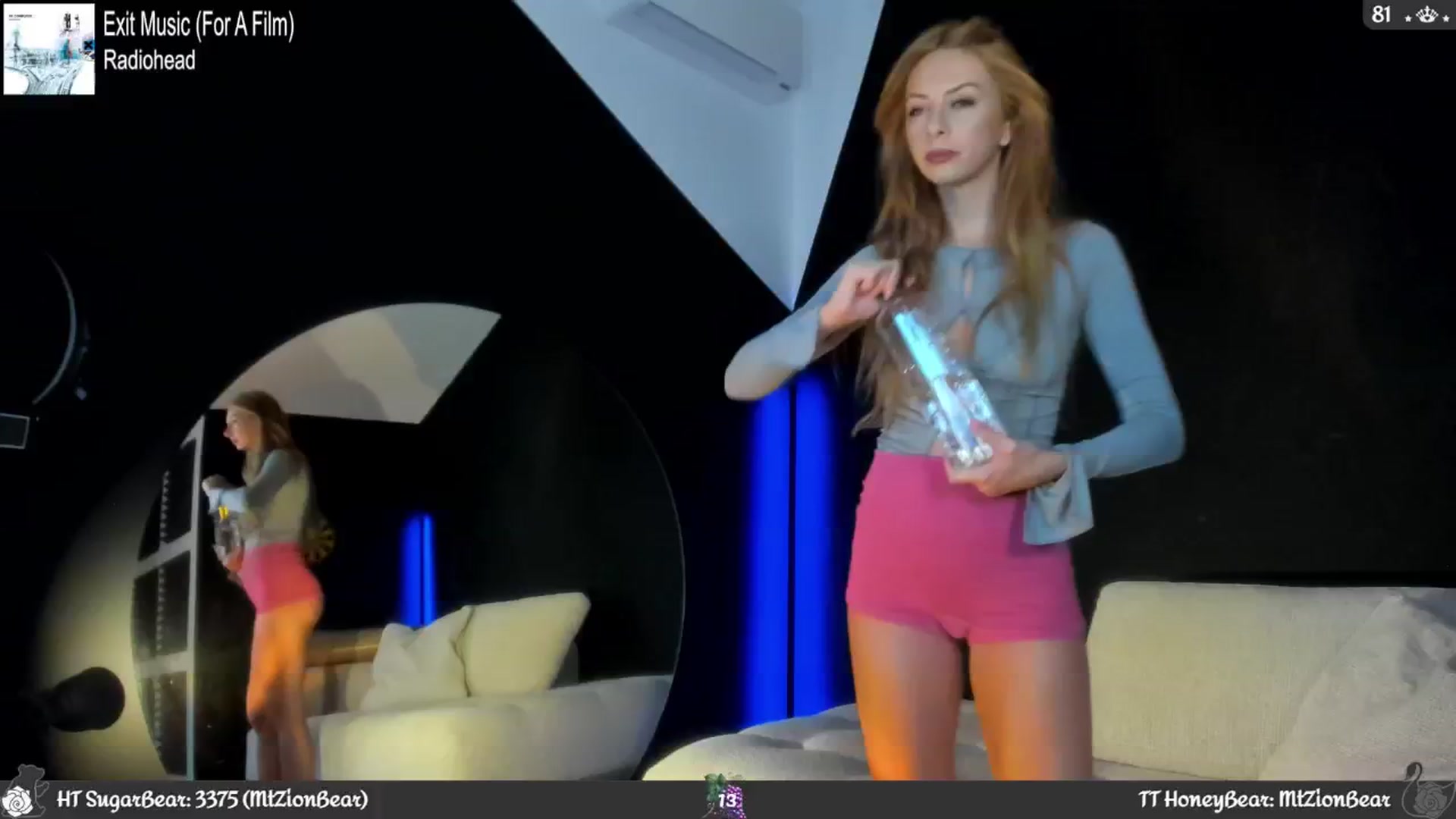 Gallery image thumbnail from JoBearr's myfreecams stream on, 09/14/2024, 01:06 image 9 of 20