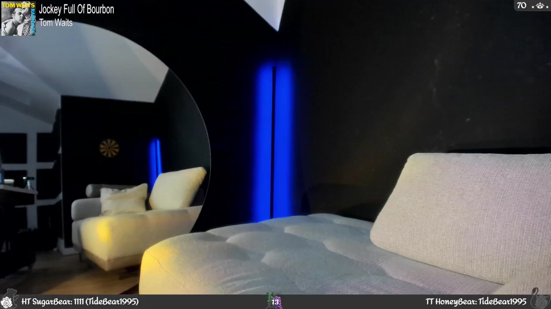 Gallery image thumbnail from JoBearr's myfreecams stream on, 09/15/2024, 01:43 image 15 of 20