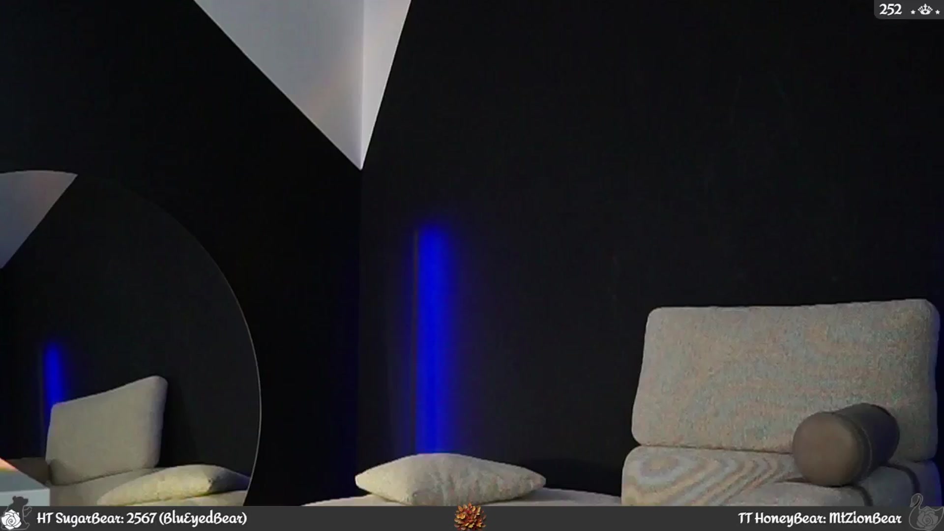 Gallery image thumbnail from JoBearr's myfreecams stream on, 11/10/2024, 01:09 image 15 of 20