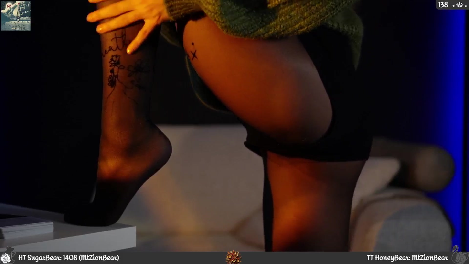 Gallery image thumbnail from JoBearr's myfreecams stream on, 11/25/2024, 01:21 image 20 of 20