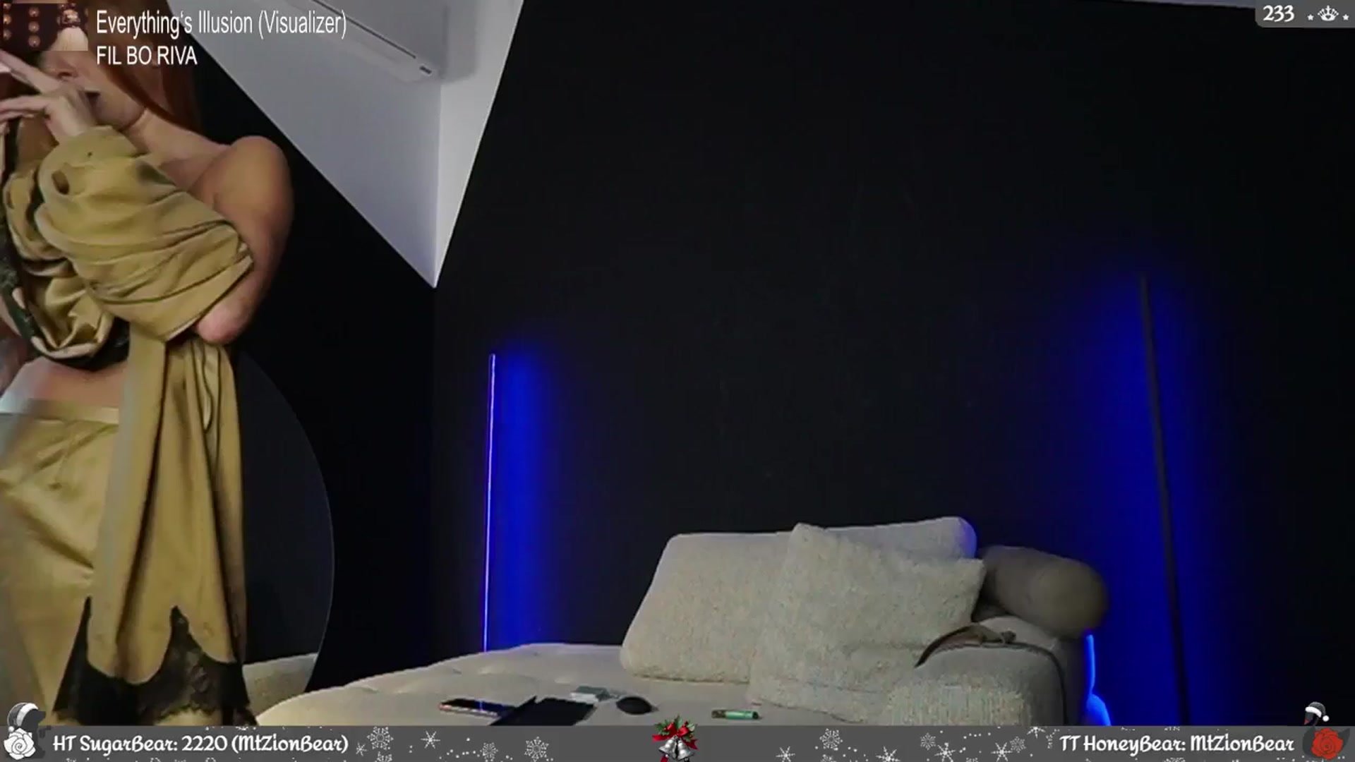 Gallery image thumbnail from JoBearr's myfreecams stream on, 12/16/2024, 02:37 image 2 of 20