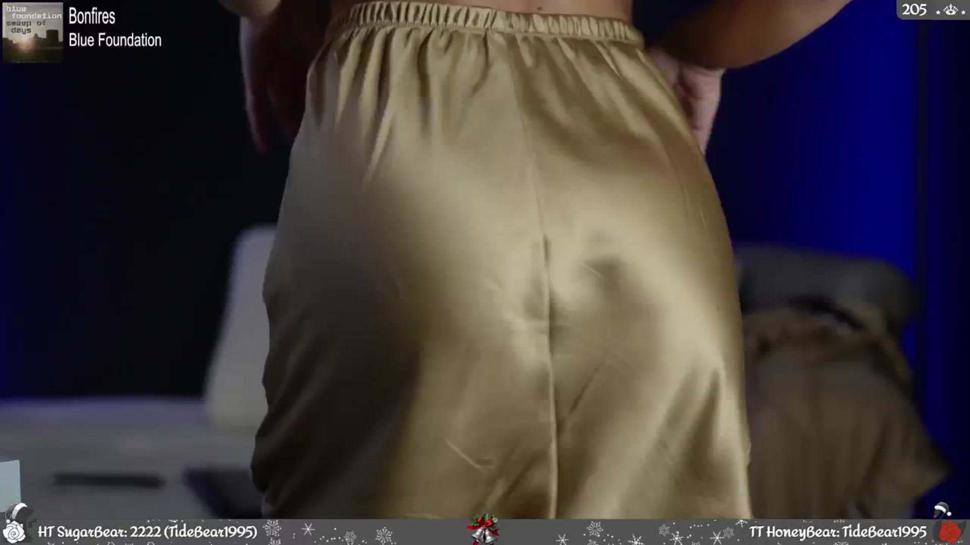 Gallery image thumbnail from JoBearr's myfreecams stream on, 12/16/2024, 02:37 image 6 of 20