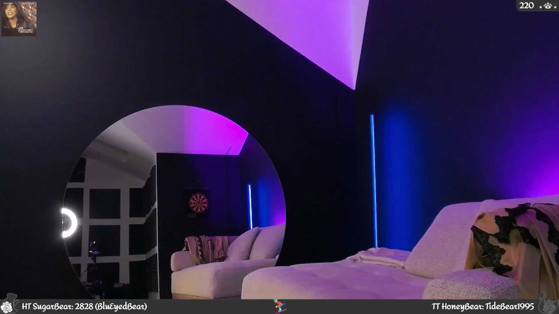 Gallery image thumbnail from JoBearr's myfreecams stream on, 03/22/2025, 22:42 image 11 of 20