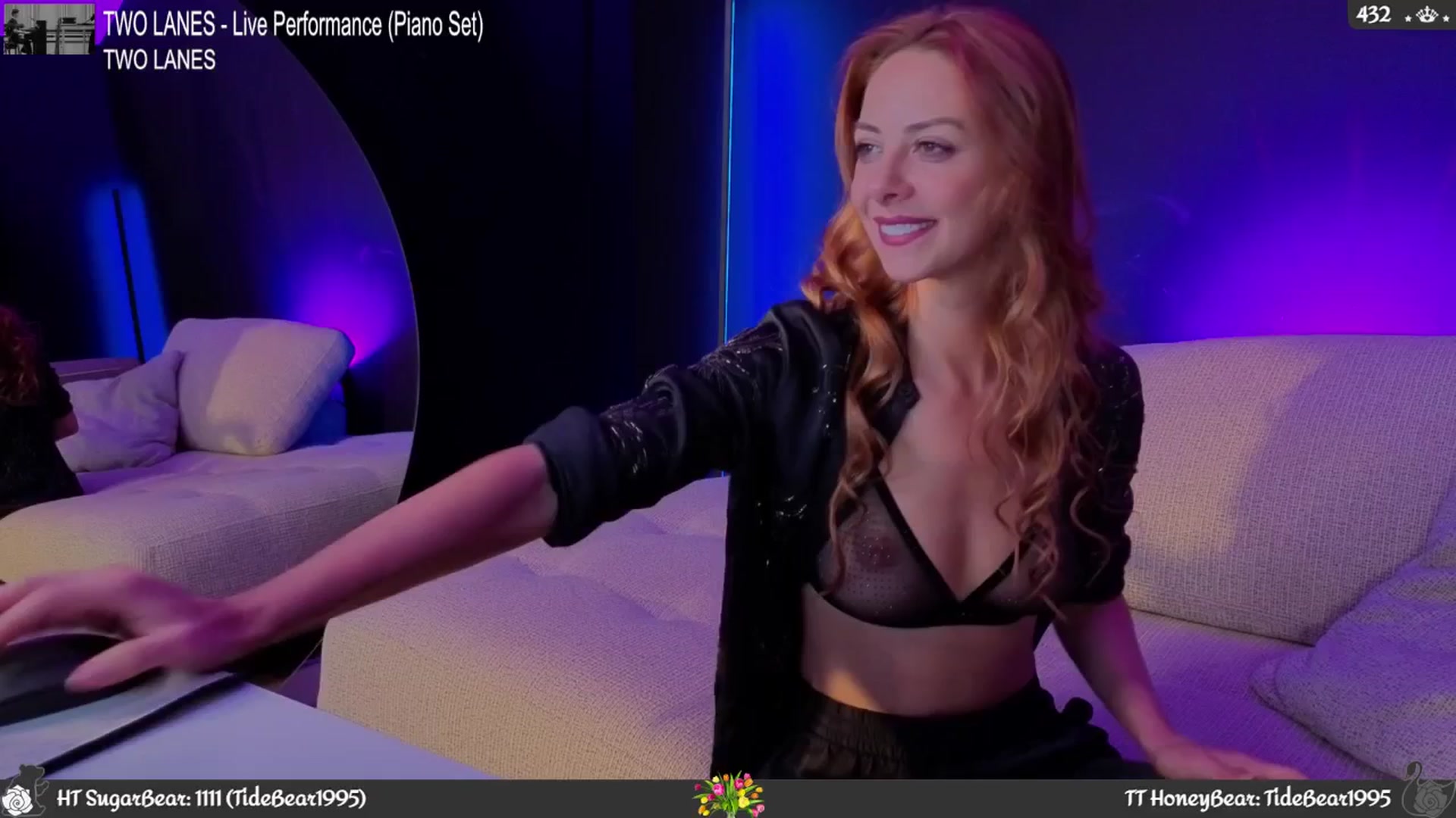 Gallery image thumbnail from JoBearr's myfreecams stream on, 05/03/2025, 23:56 image 15 of 20