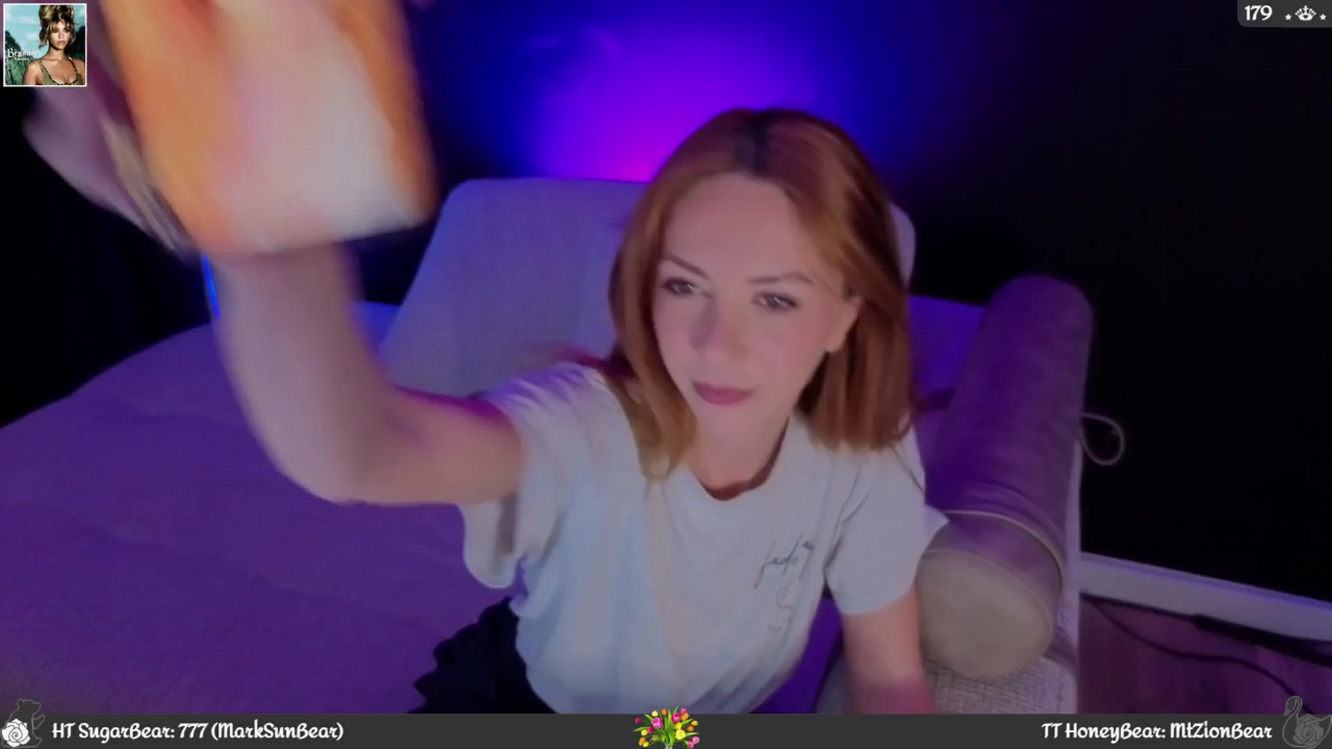 Gallery image thumbnail from JoBearr's myfreecams stream on, 05/24/2025, 23:47 image 2 of 20