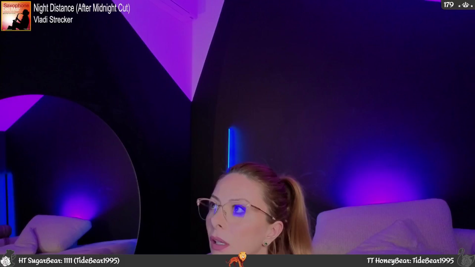Gallery image thumbnail from JoBearr's myfreecams stream on, 07/13/2025, 21:55 image 18 of 20