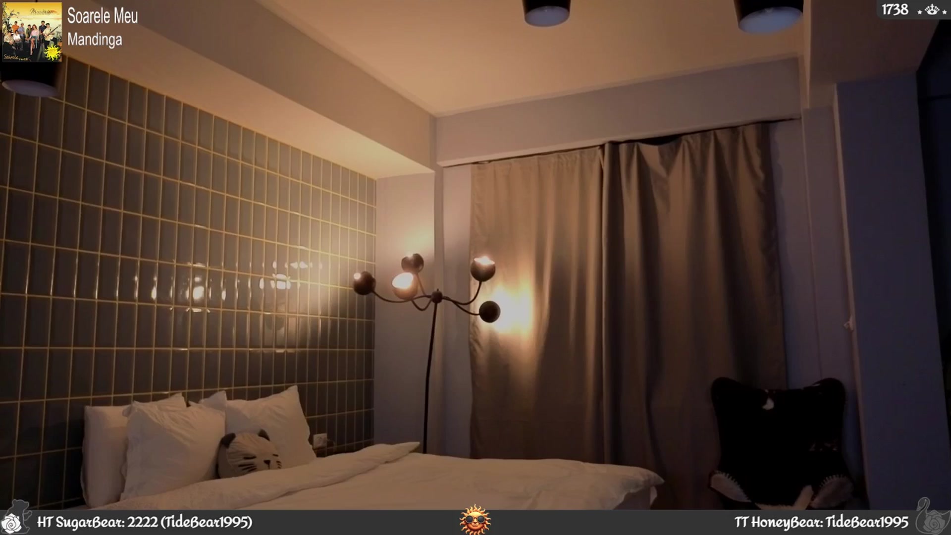 Gallery image thumbnail from JoBearr's myfreecams stream on, 08/09/2025, 22:06 image 15 of 20