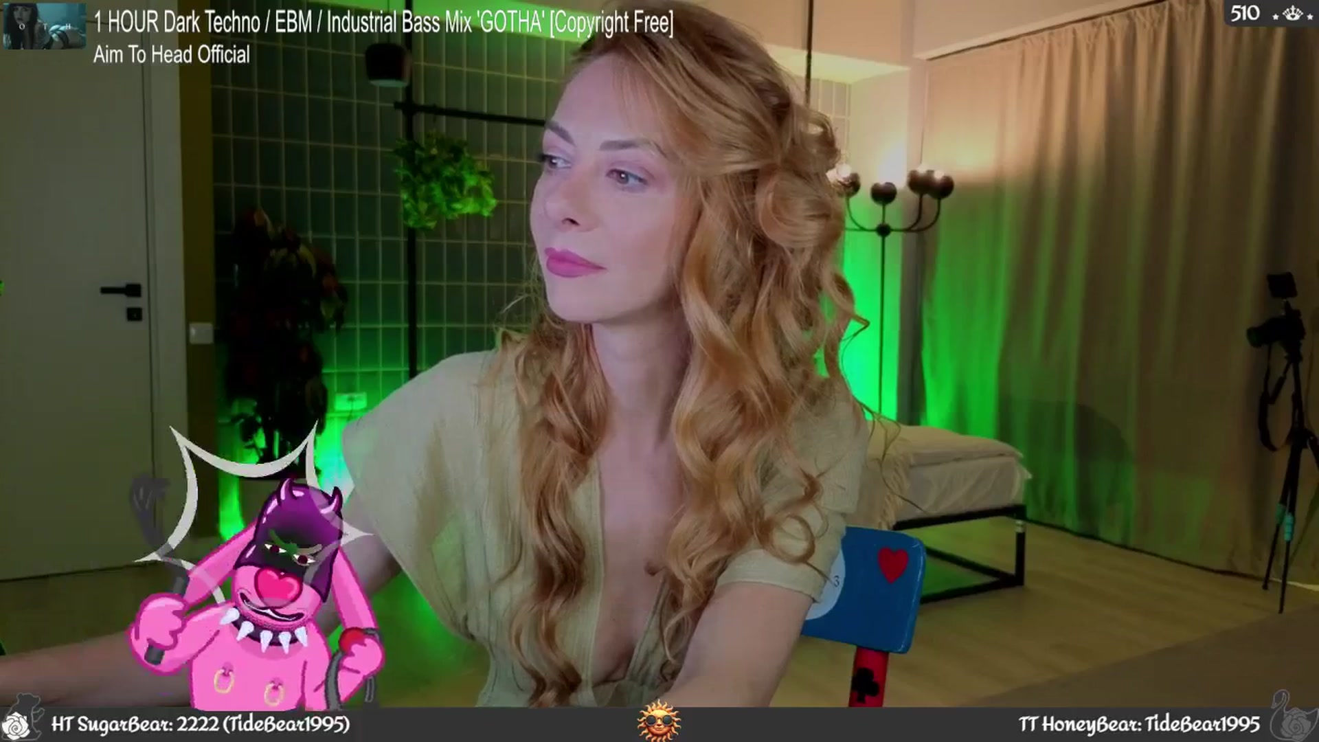 Gallery image thumbnail from JoBearr's myfreecams stream on, 08/31/2025, 03:12 image 5 of 20