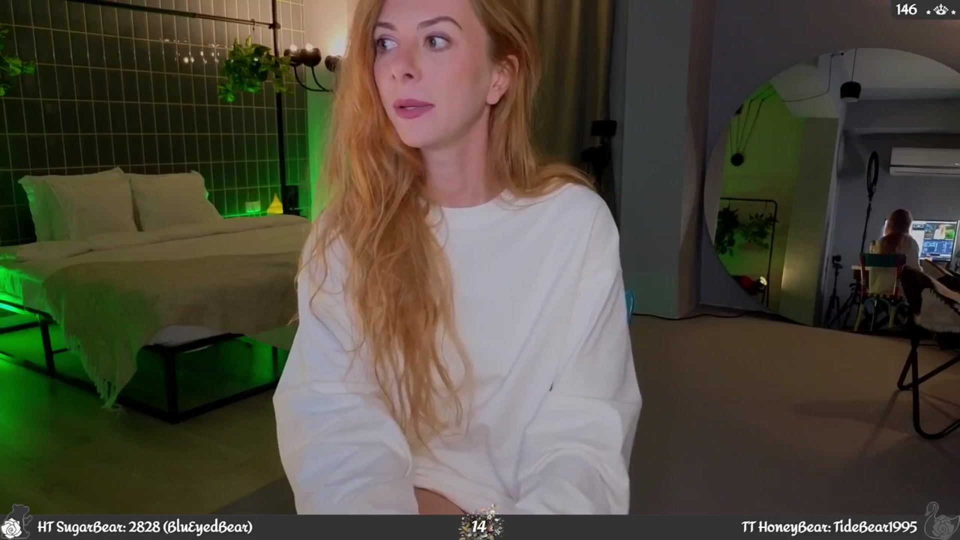 Gallery image thumbnail from JoBearr's myfreecams stream on, 09/25/2025, 03:56 image 12 of 20