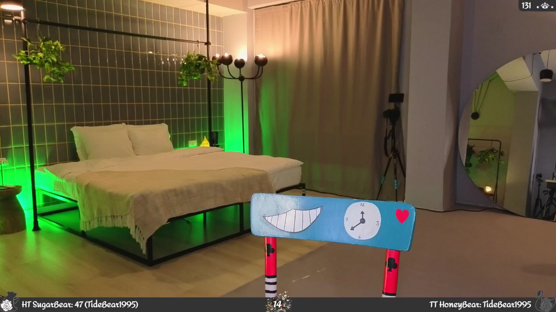 Gallery image thumbnail from JoBearr's myfreecams stream on, 09/29/2025, 24:08 image 2 of 20