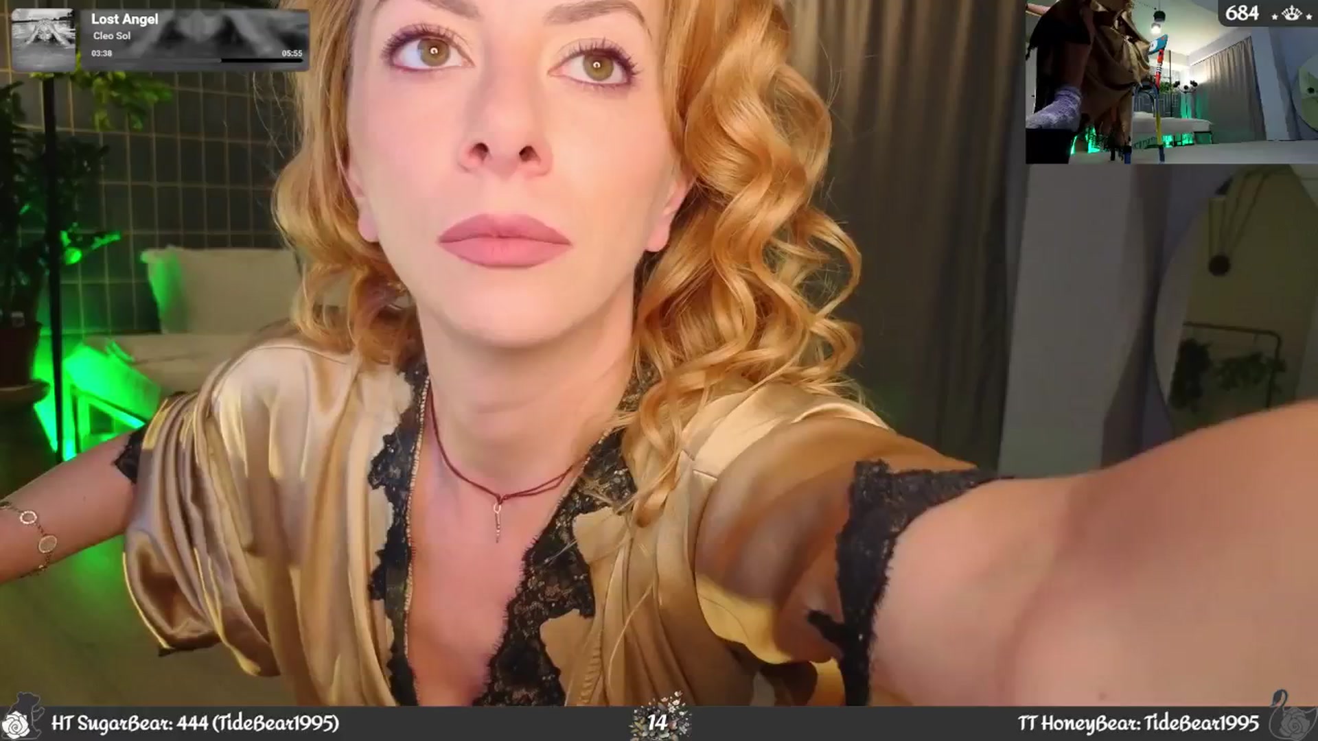 Gallery image thumbnail from JoBearr's myfreecams stream on, 10/03/2025, 01:43 image 7 of 20