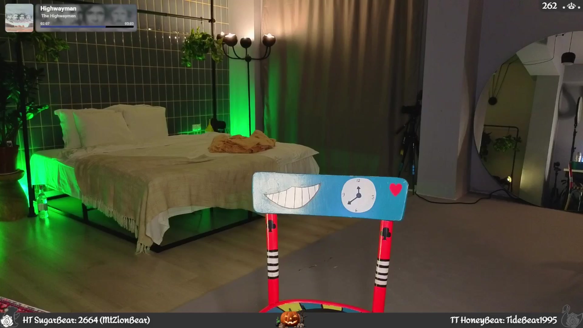 Gallery image thumbnail from JoBearr's myfreecams stream on, 10/04/2025, 22:32 image 11 of 20