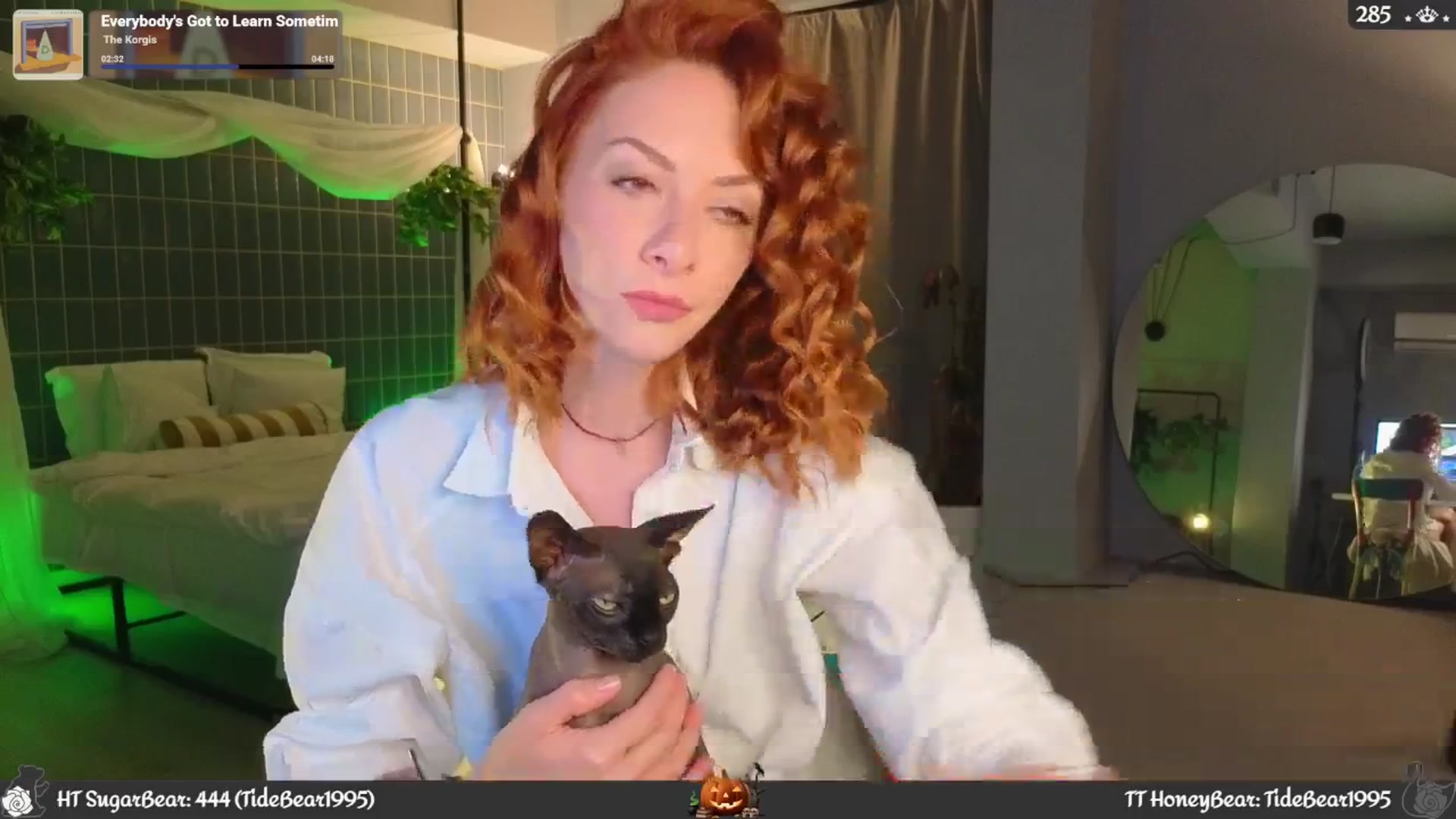 Gallery image thumbnail from JoBearr's myfreecams stream on, 10/08/2025, 23:59 image 9 of 20