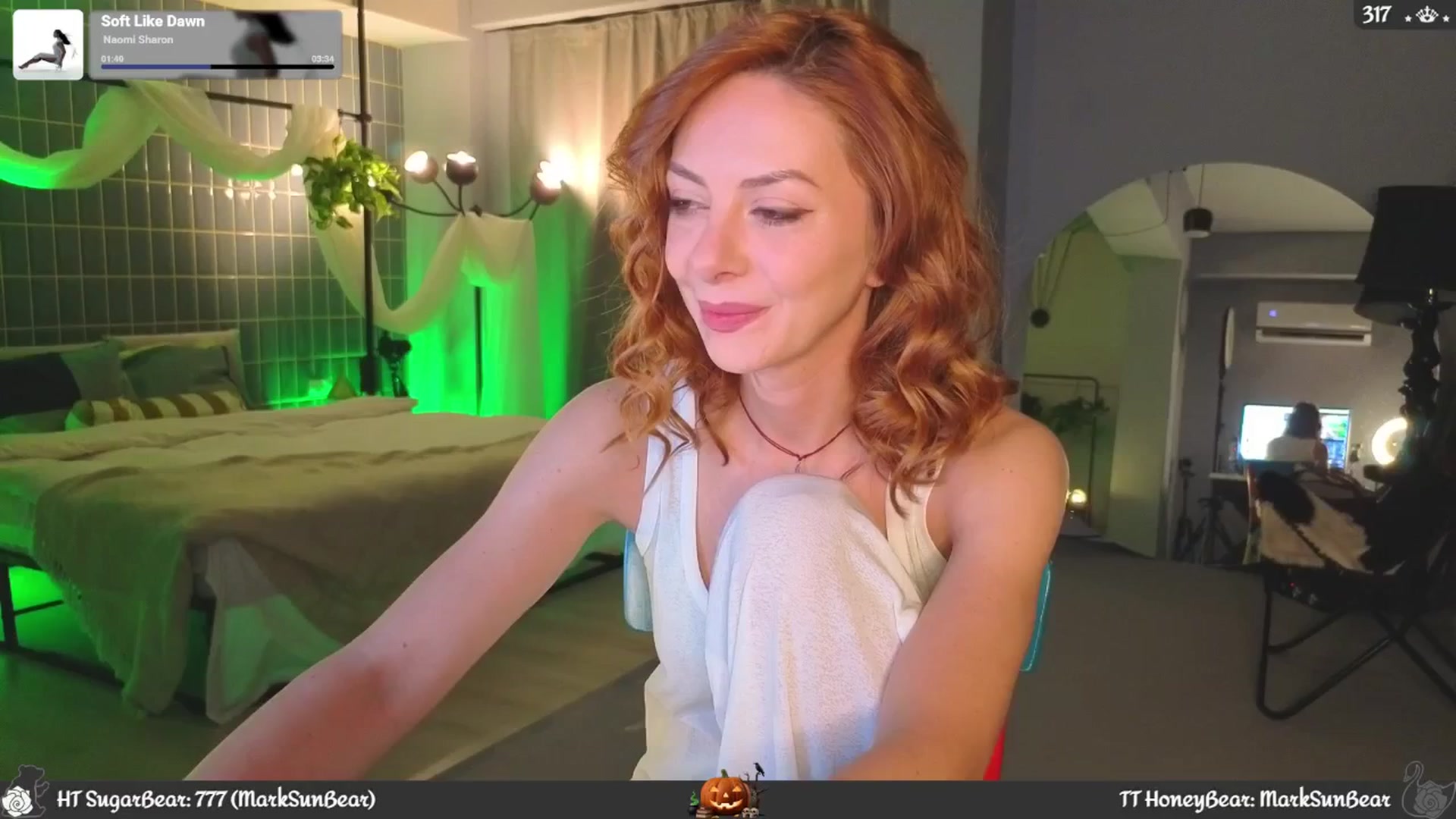 Gallery image thumbnail from JoBearr's myfreecams stream on, 10/27/2025, 24:38 image 2 of 20