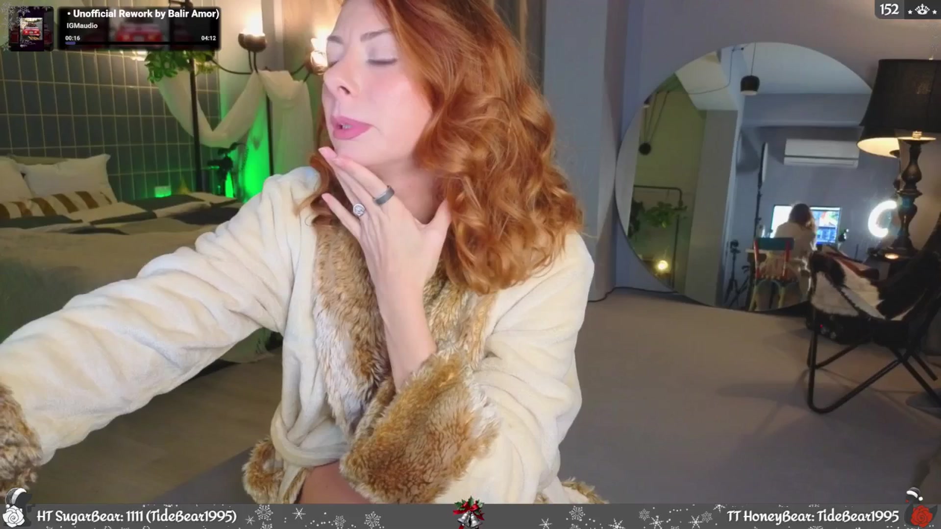 Gallery image thumbnail from JoBearr's myfreecams stream on, 12/15/2025, 24:38 image 12 of 20