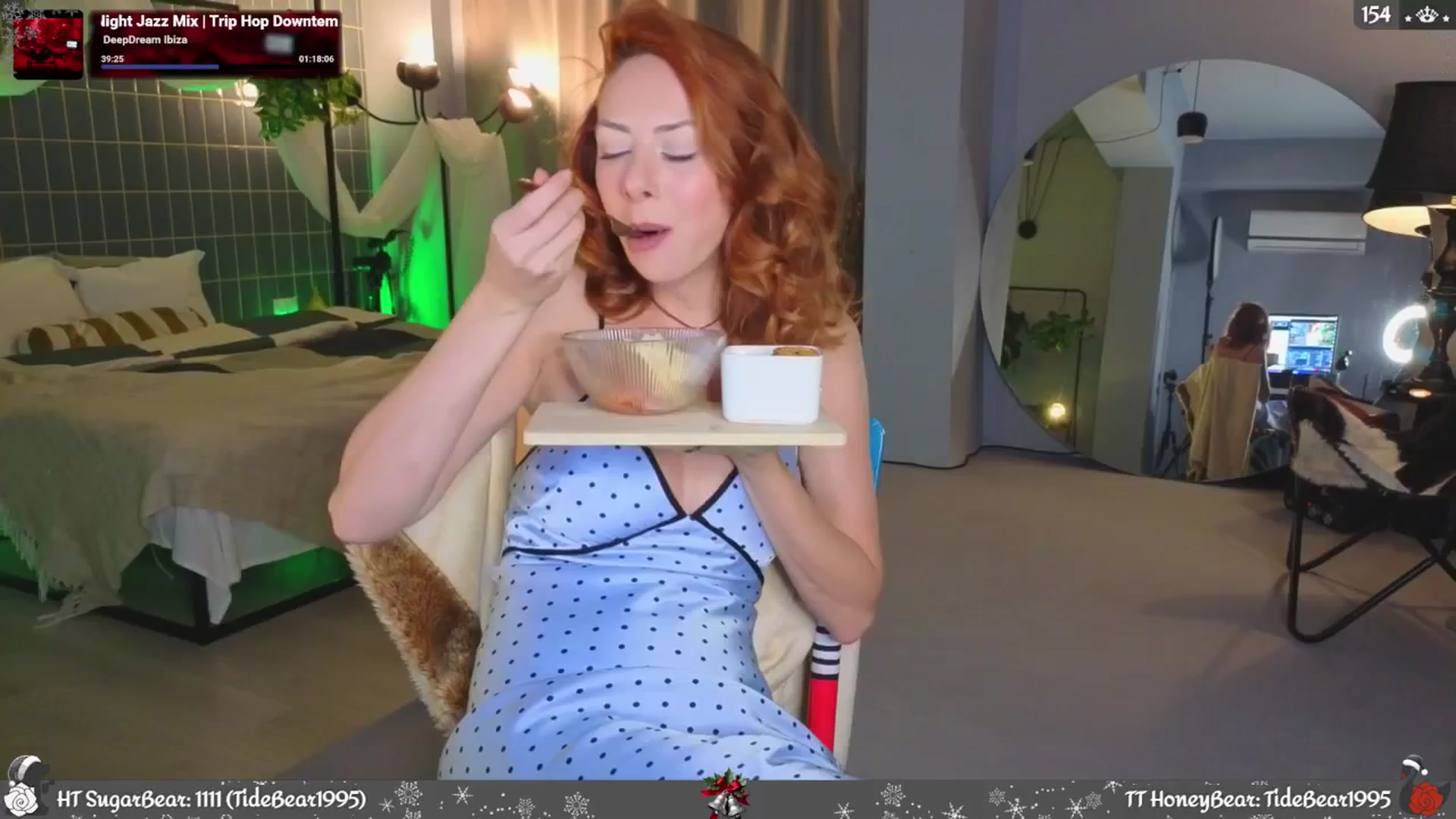 Gallery image thumbnail from JoBearr's myfreecams stream on, 12/15/2025, 24:38 image 2 of 20