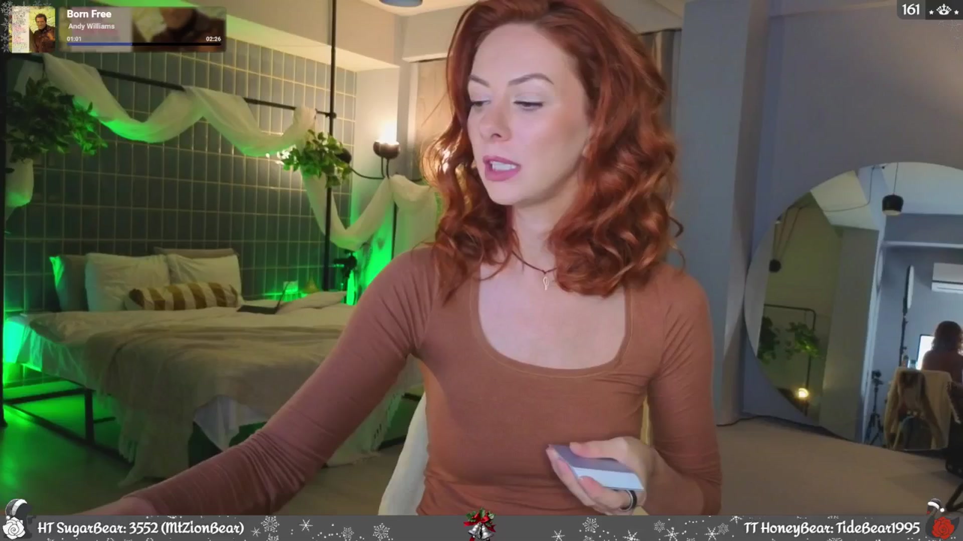 Gallery image thumbnail from JoBearr's myfreecams stream on, 12/25/2025, 24:19 image 14 of 20