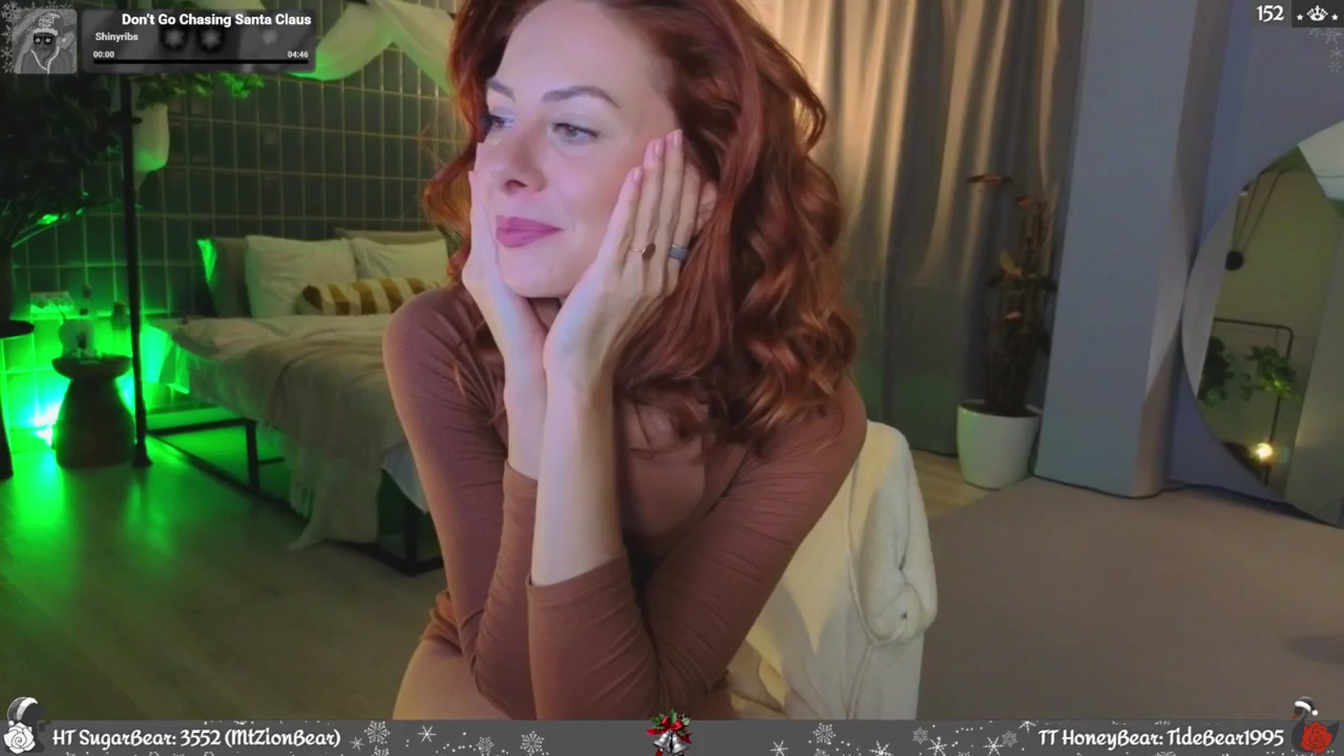 Gallery image thumbnail from JoBearr's myfreecams stream on, 12/25/2025, 24:58 image 18 of 20