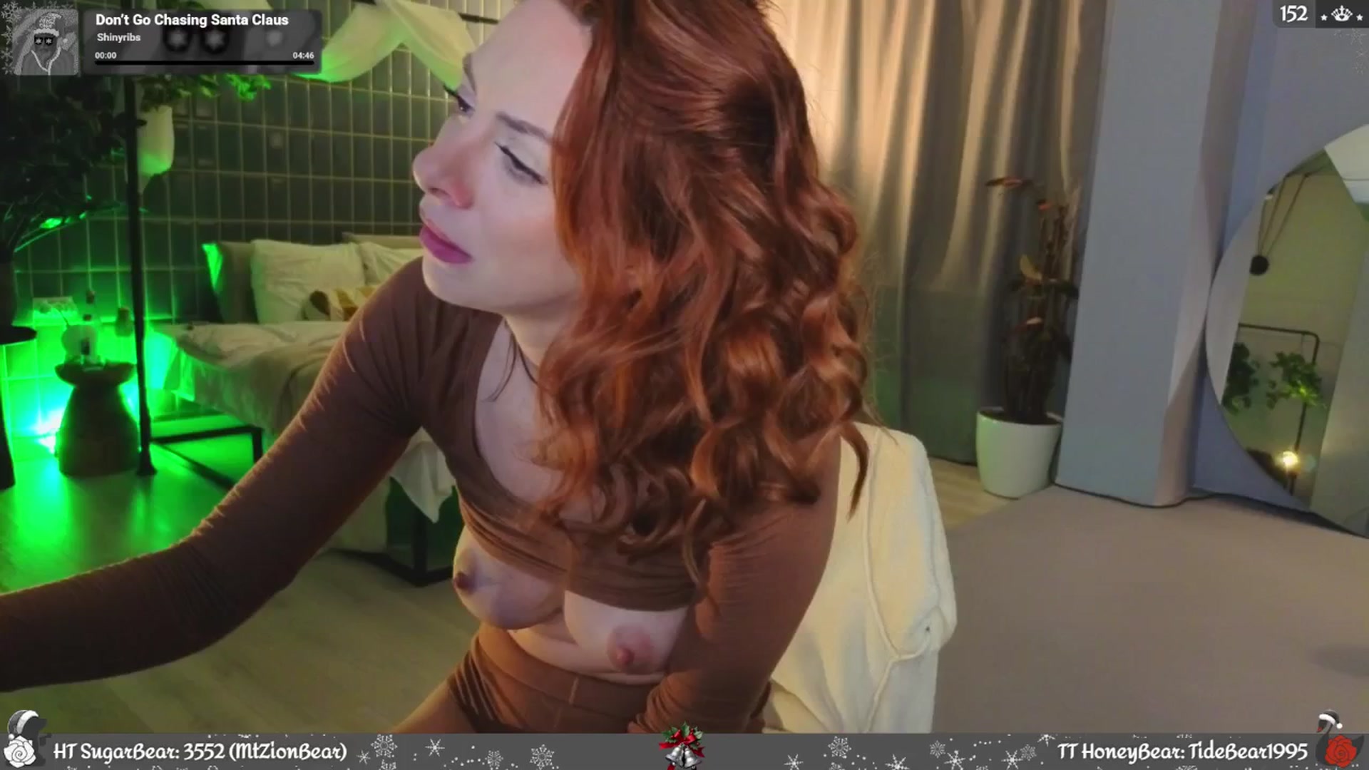 Gallery image thumbnail from JoBearr's myfreecams stream on, 12/25/2025, 24:58 image 7 of 20