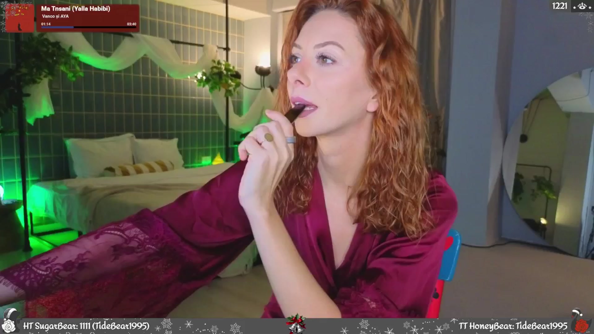Gallery image thumbnail from JoBearr's myfreecams stream on, 01/04/2026, 23:25 image 19 of 20
