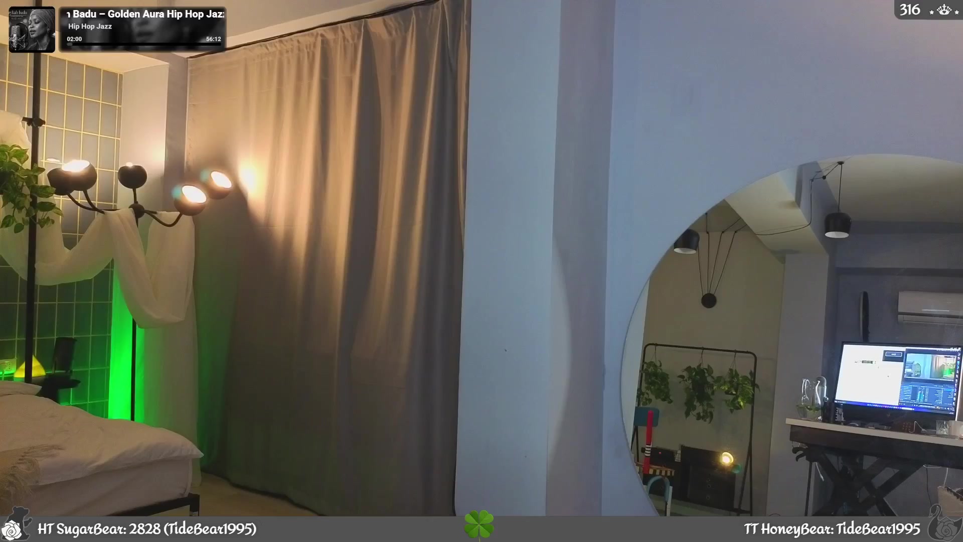 Gallery image thumbnail from JoBearr's myfreecams stream on, 03/29/2026, 24:07 image 16 of 20