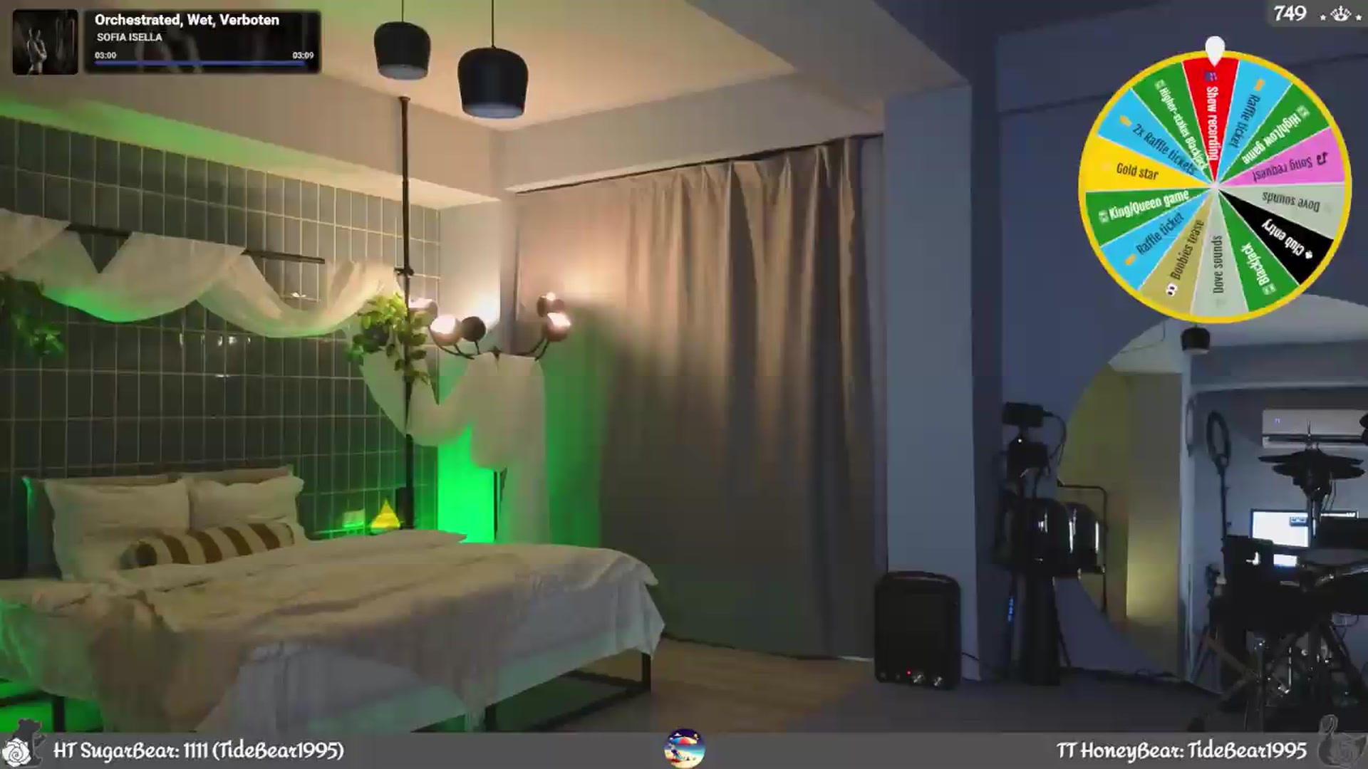 Gallery image thumbnail from JoBearr's myfreecams stream on, 06/06/2026, 22:25 image 3 of 20