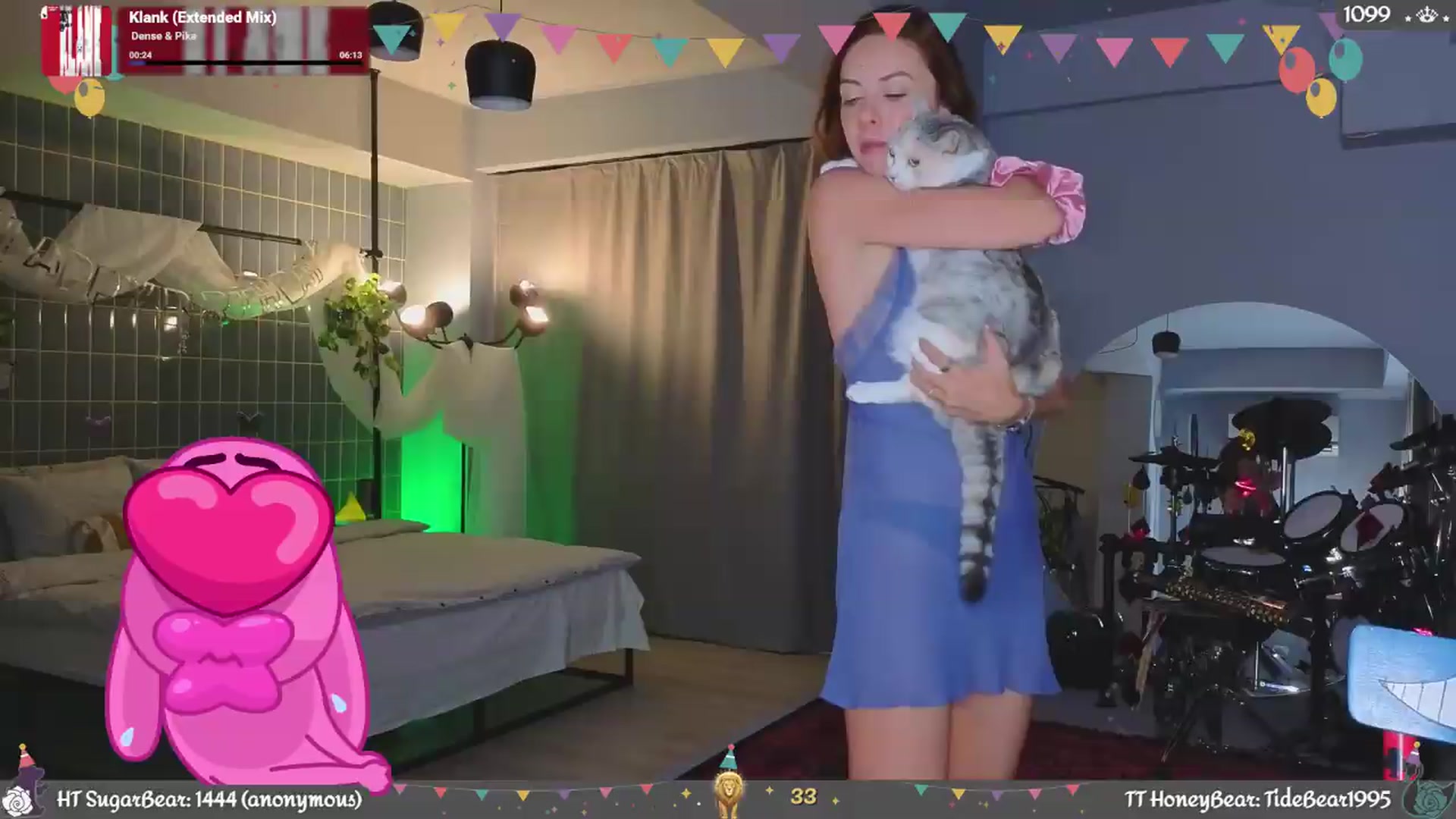 Gallery image thumbnail from JoBearr's myfreecams stream on, 08/08/2026, 22:36 image 16 of 20
