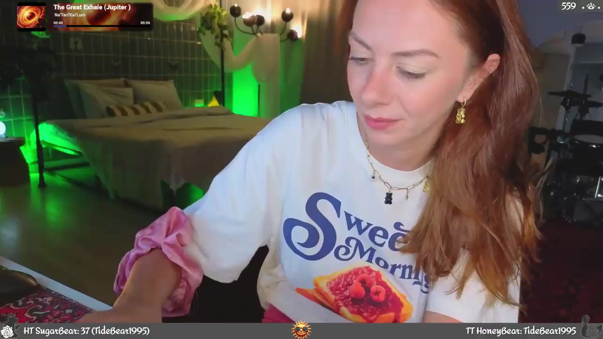 Gallery image thumbnail from JoBearr's myfreecams stream on, 08/15/2026, 21:20 image 1 of 20