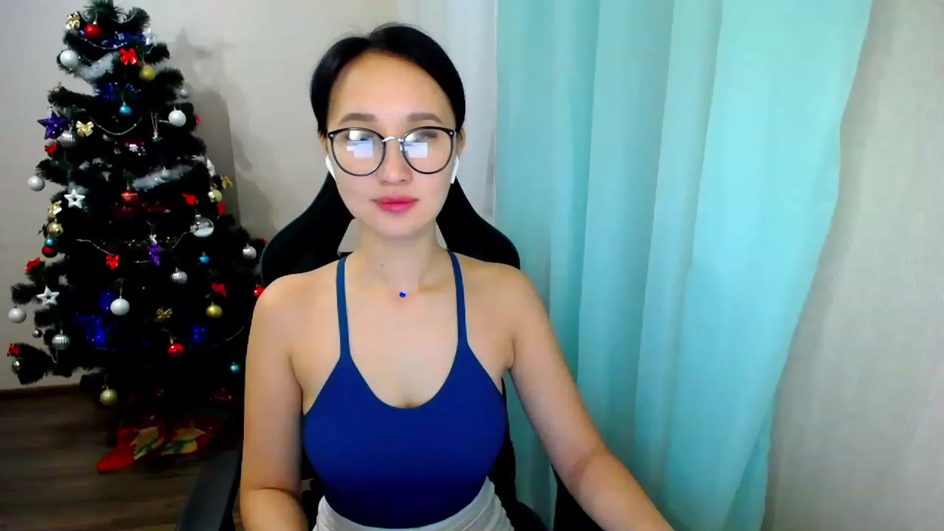 Gallery image thumbnail from JoKing_7's myfreecams stream on, 12/18/2022, 03:59 image 20 of 20