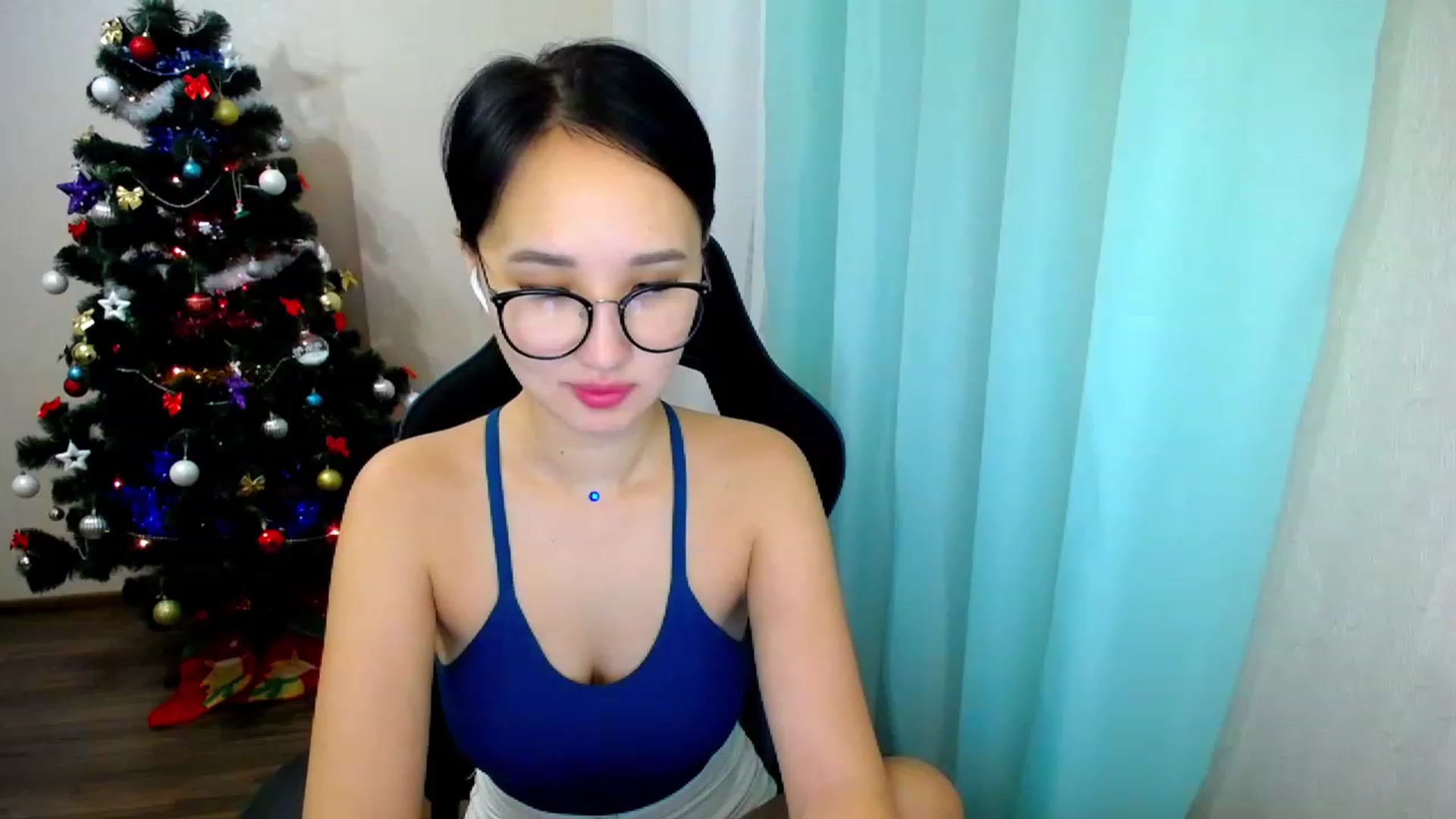 Gallery image thumbnail from JoKing_7's myfreecams stream on, 12/18/2022, 03:59 image 3 of 20