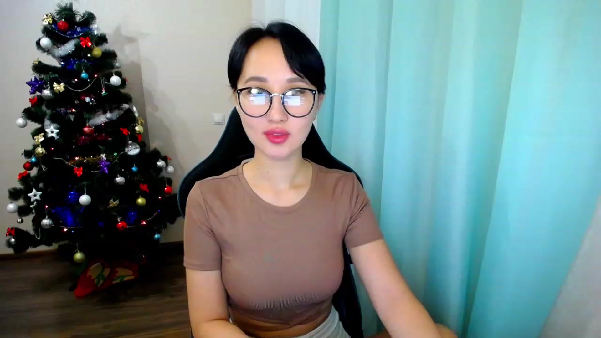 Gallery image thumbnail from JoKing_7's myfreecams stream on, 12/21/2022, 22:30 image 5 of 20