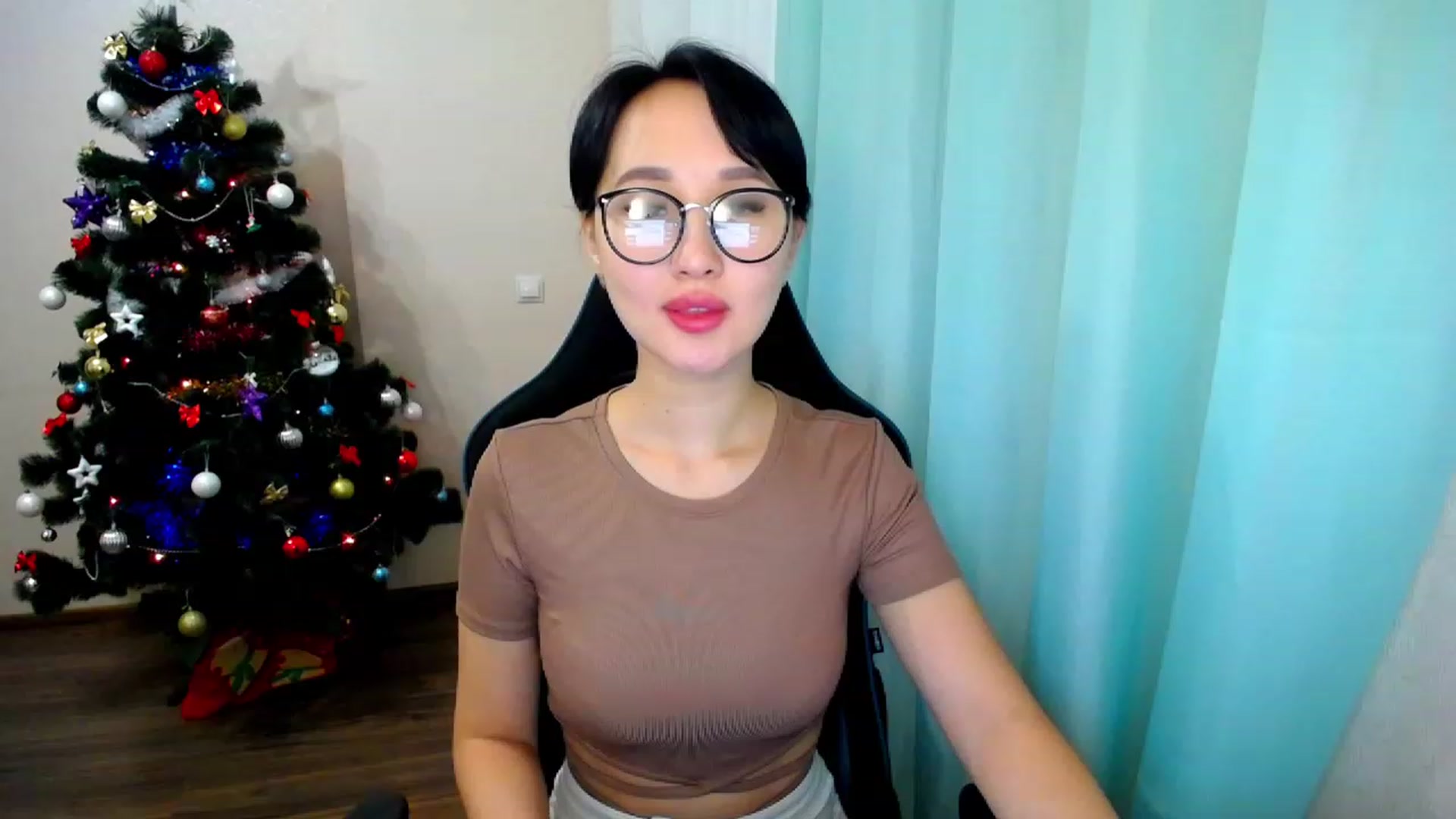 Gallery image thumbnail from JoKing_7's myfreecams stream on, 12/21/2022, 22:30 image 11 of 20