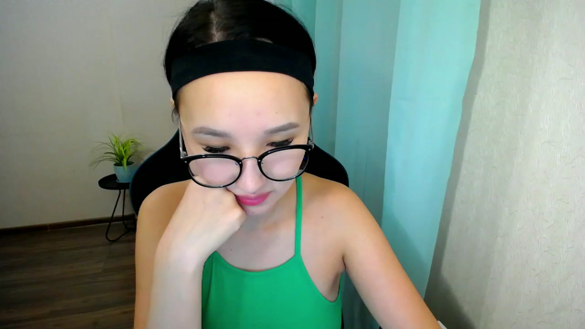 Gallery image thumbnail from JoKing_7's myfreecams stream on, 01/10/2023, 23:55 image 8 of 20