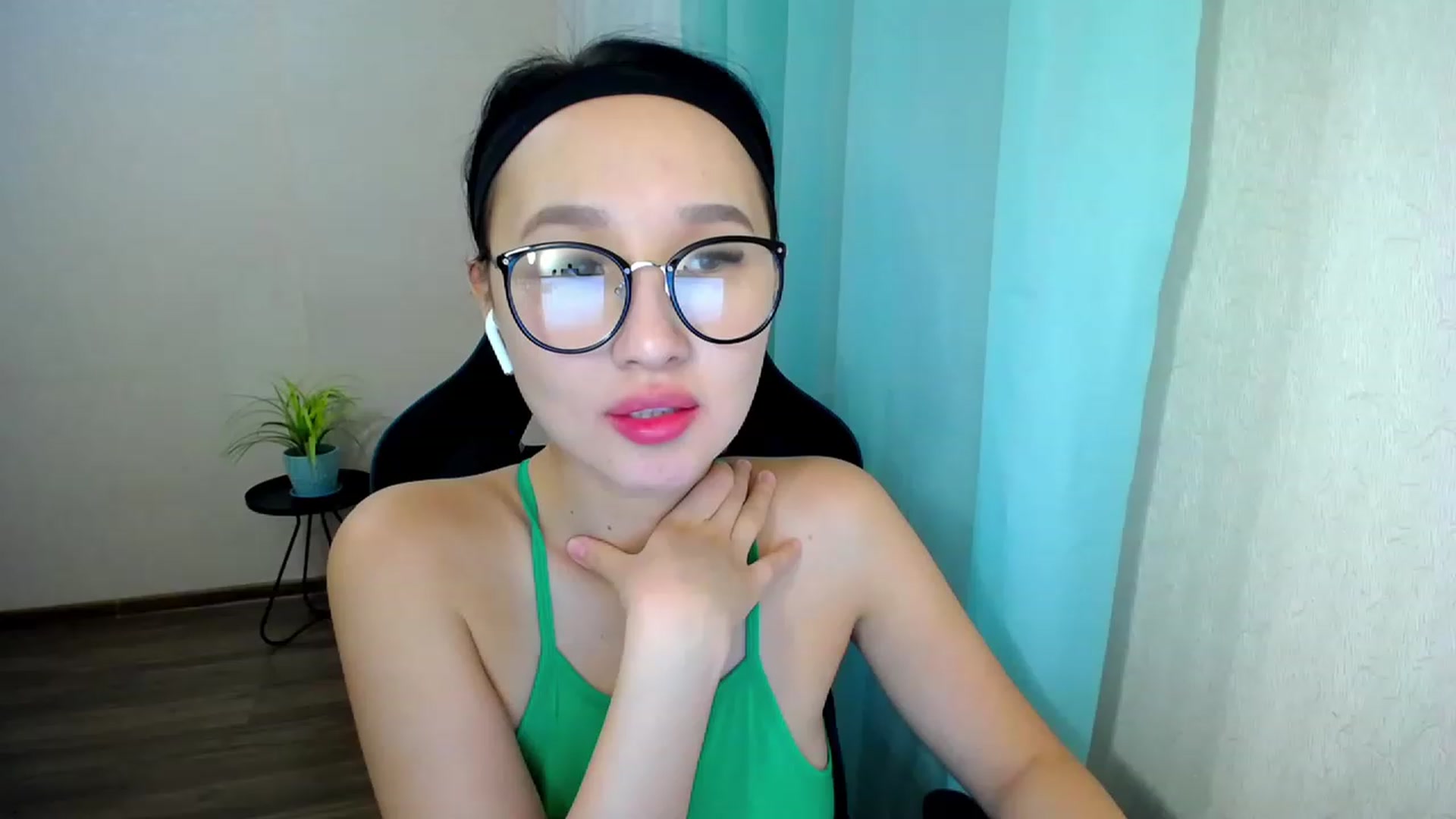 Gallery image thumbnail from JoKing_7's myfreecams stream on, 01/10/2023, 23:55 image 1 of 20
